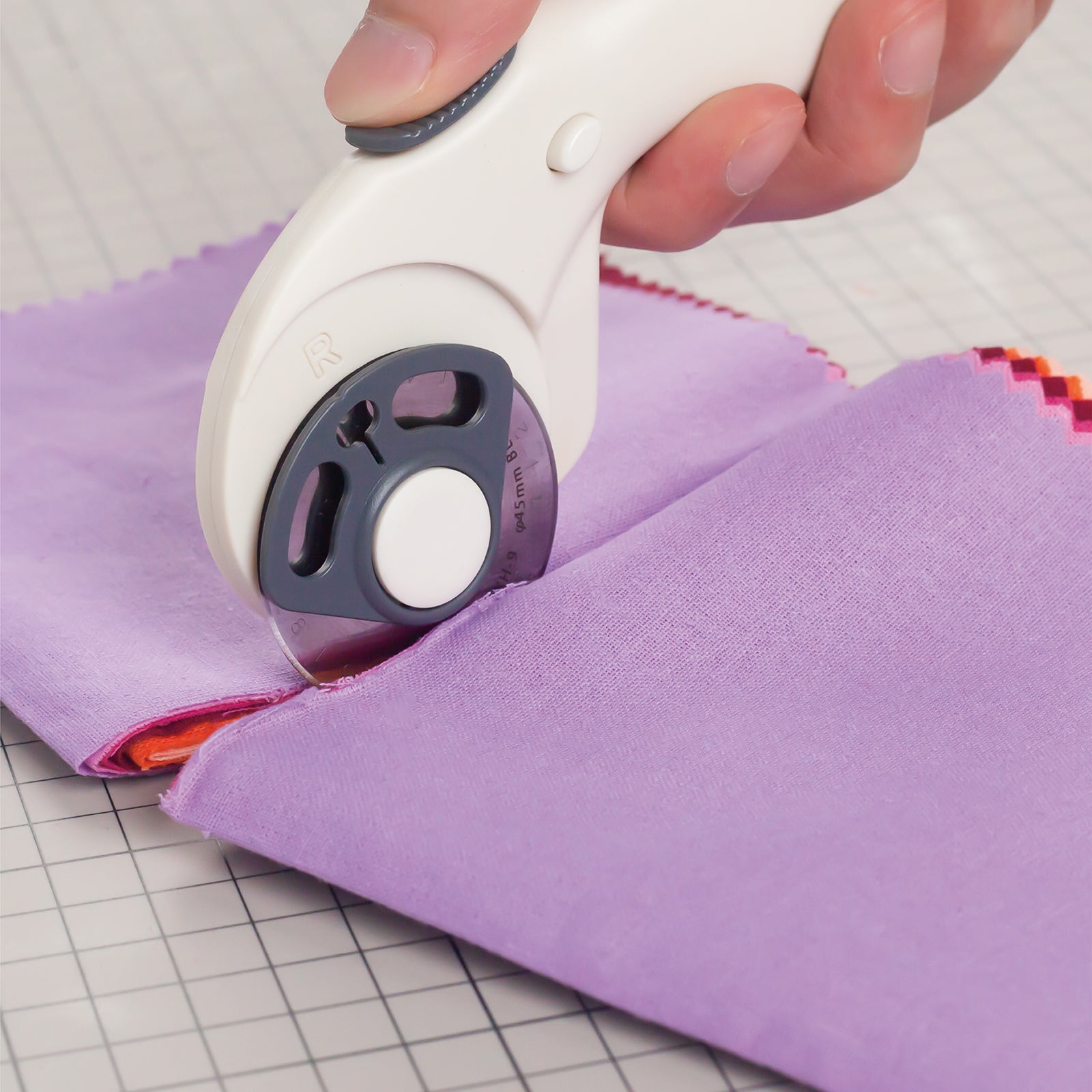 Kearing 45mm Rotary Cutter Precision Fabric Craft Tool M1991