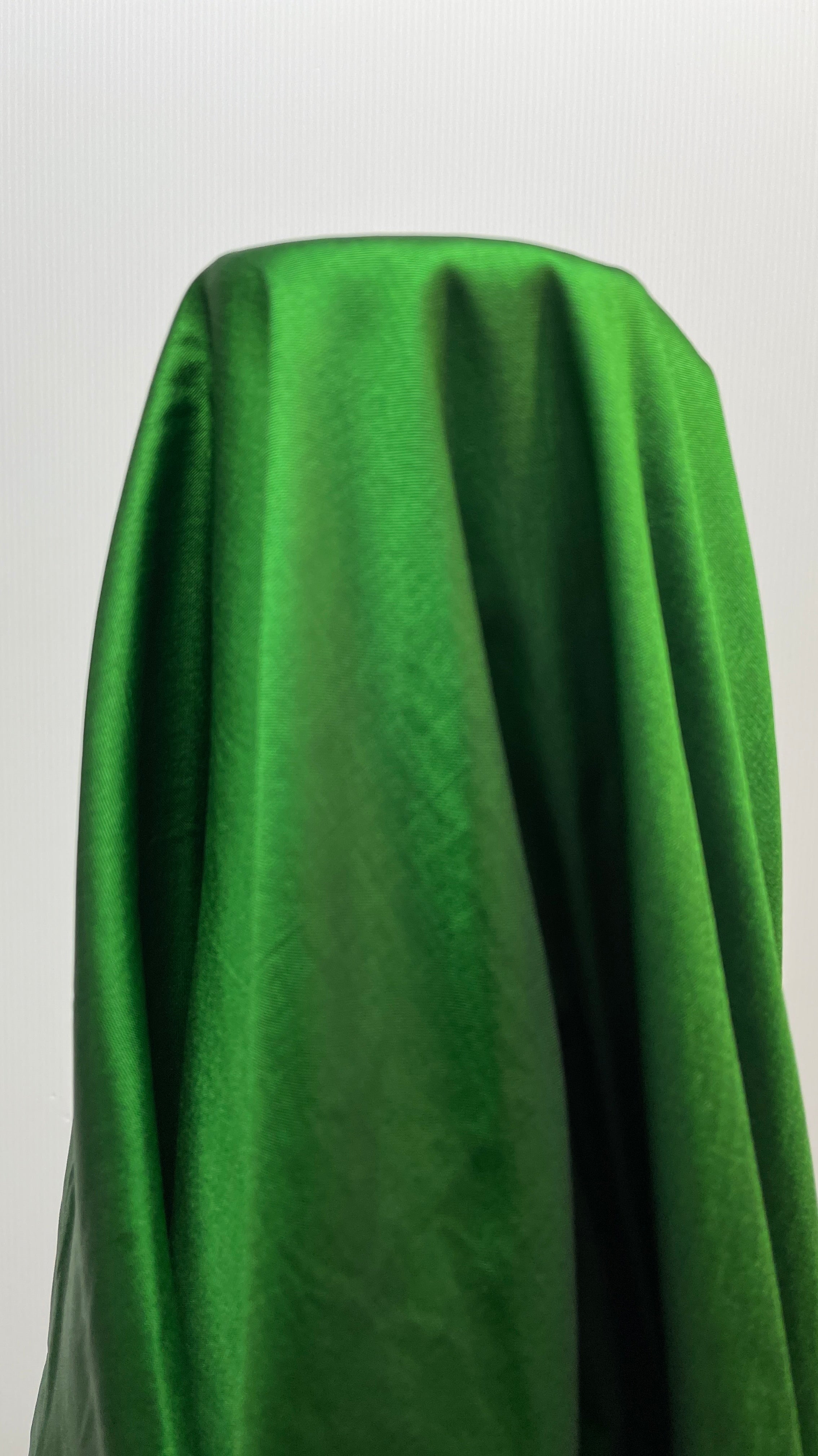 Plain Polyester Faux Silk Taffeta dress craft fabric 142cm wide M2135