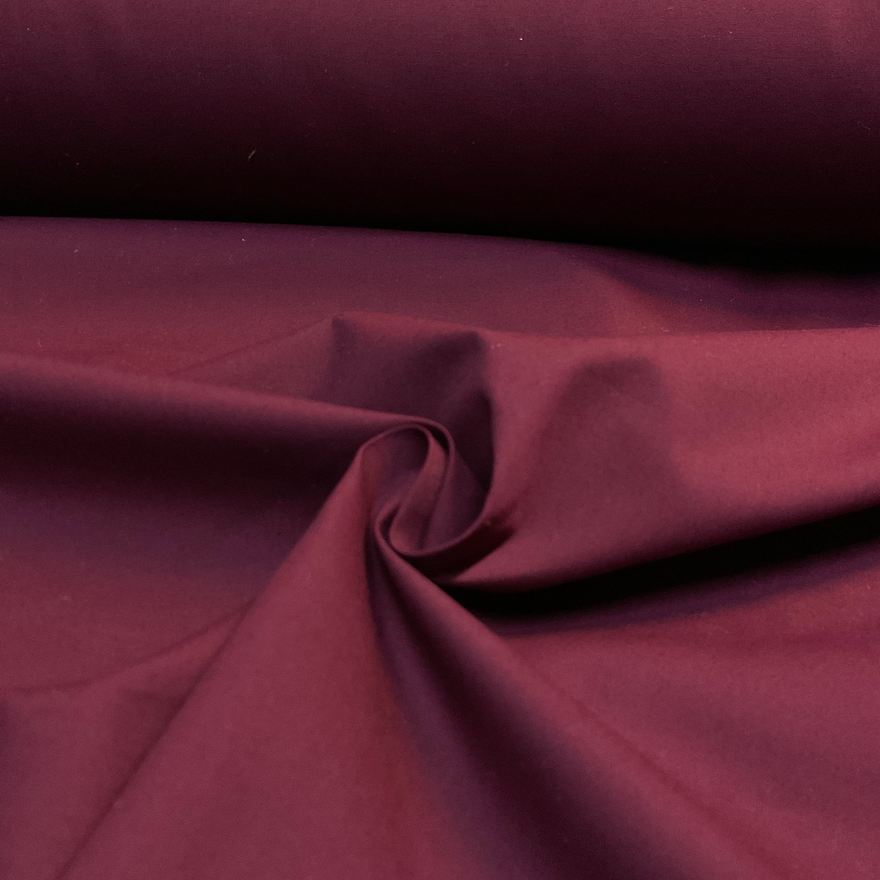 £4.15 High-Quality  100% Cotton Fabric 150cm Wide Dressmaking Crafts M2017