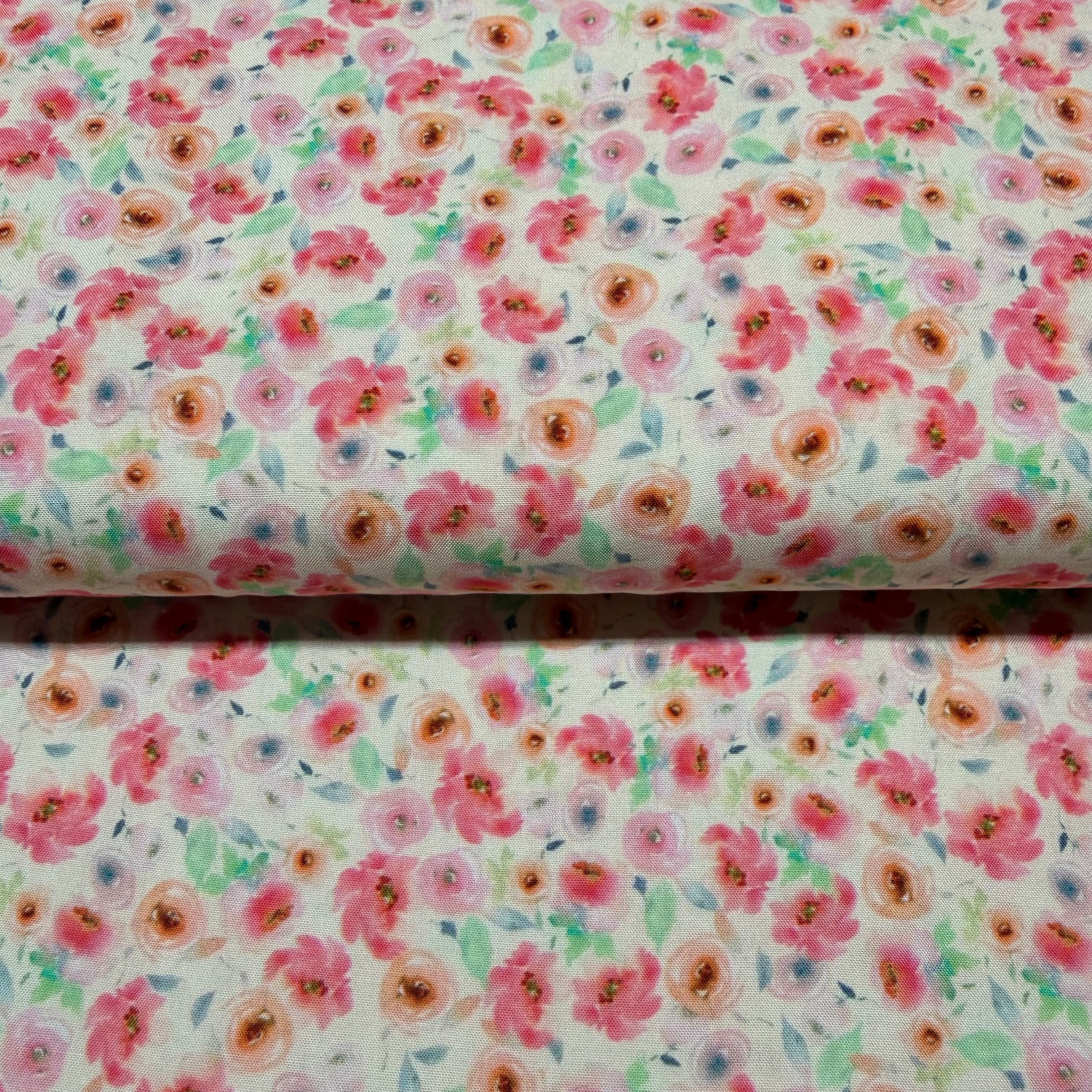 Ecru Radiance Viscose Floral Fabric – 147cm Wide M2116