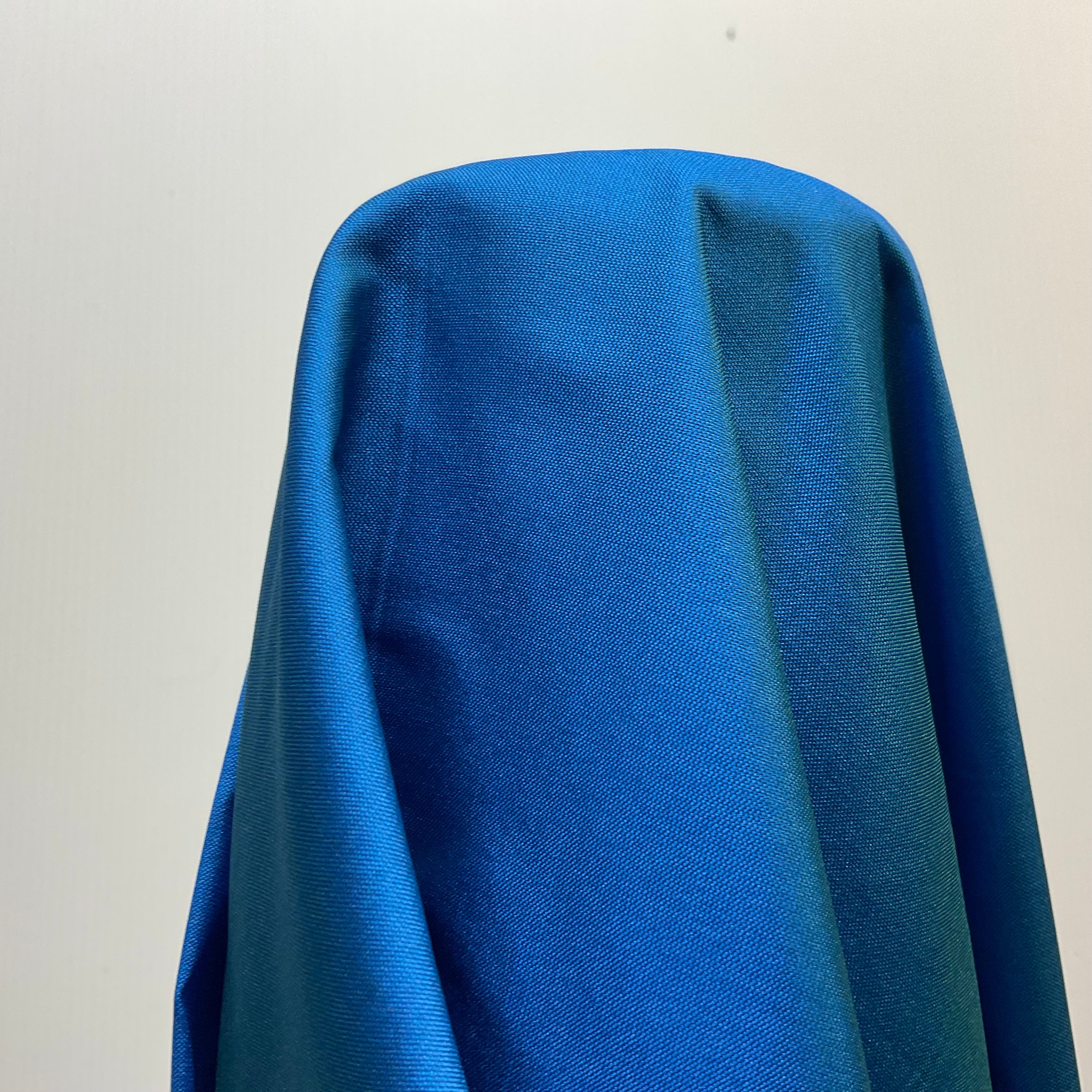 Plain Polyester Faux Silk Taffeta dress craft fabric 142cm wide M2135