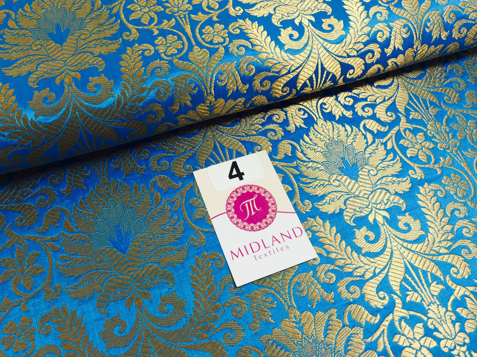 £14.99/m Gold Floral metallic Indian faux silk banarsi Brocade fabric 45'  M282