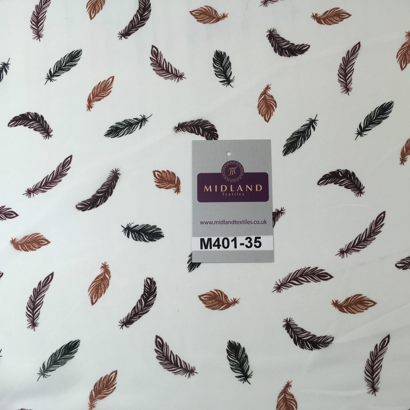 £2.99 Pearl White feather printed light chiffon georgette Fabric 58' M401-35