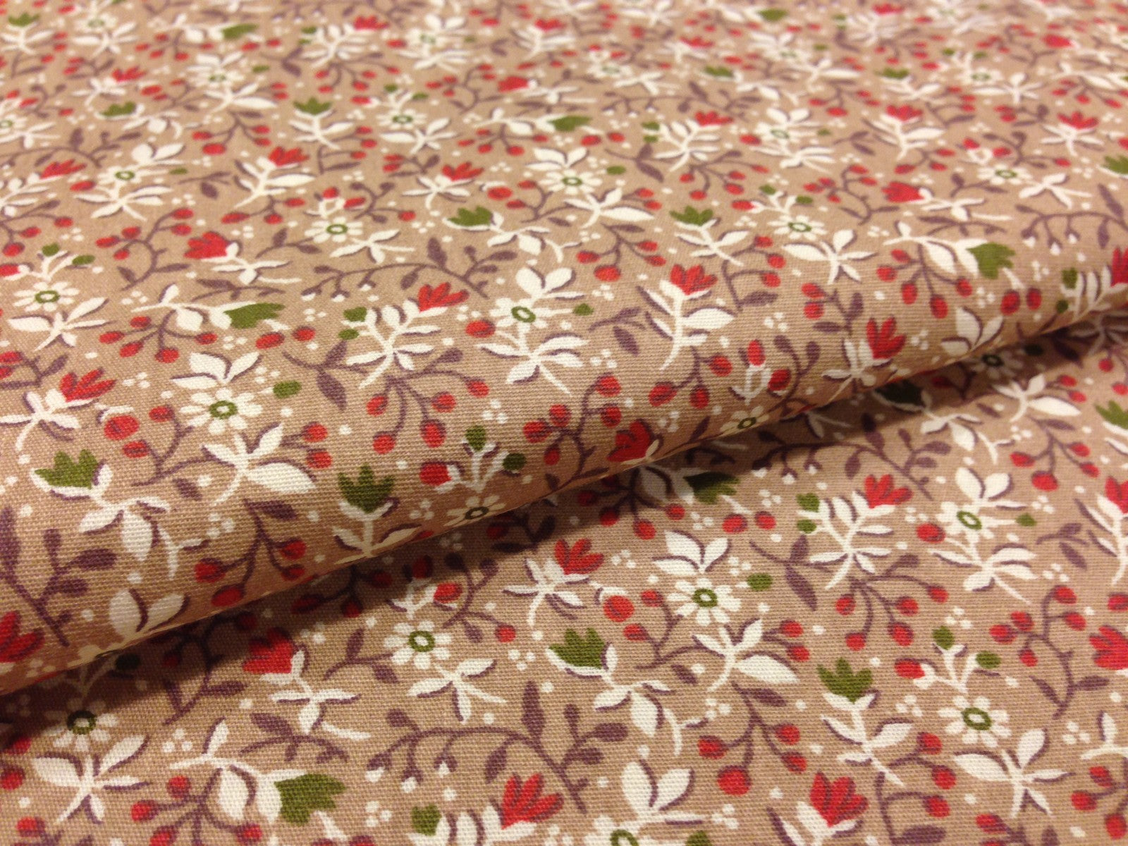 £5.99 100% Cotton Printed Fabric 58' Wide Floral Small - Per Metre-Midtex M120