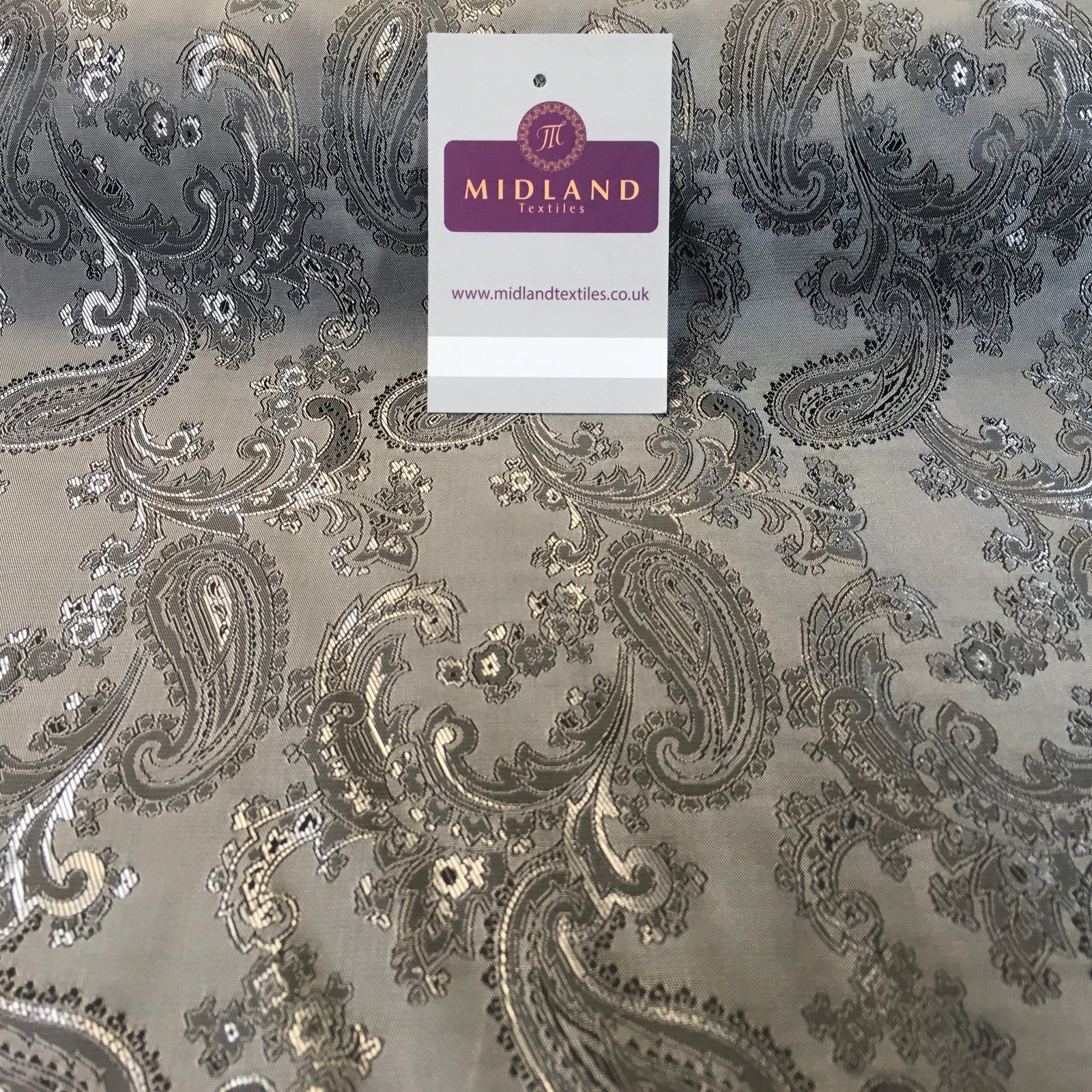 £6.25 Two Toned Paisley Metallic Jacquard Lining perfect for ties 56' Wide M771