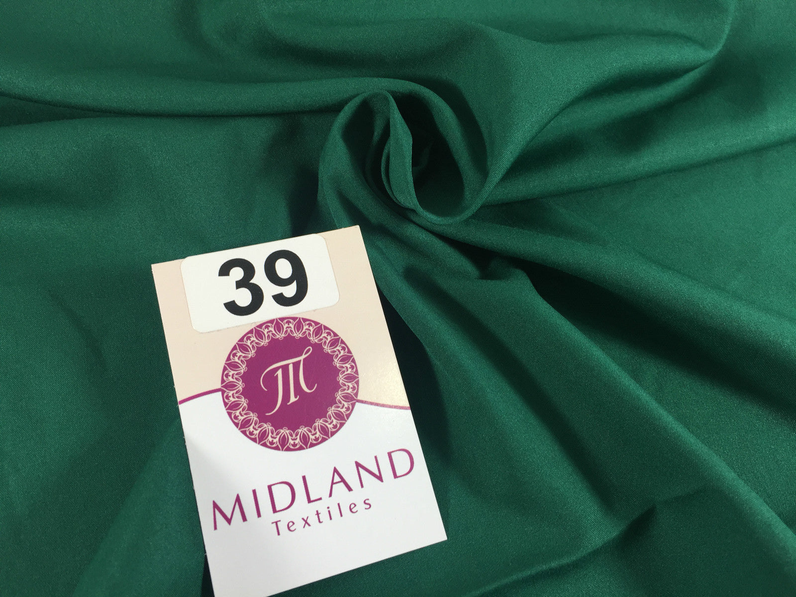 £2.99 Soft Lightweight Lining Fabric 36' Wide 100% Polyester M505