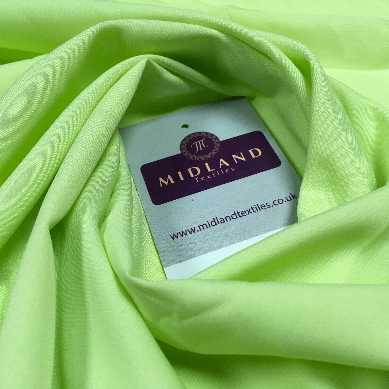 £2.99 Plain Soft Lightweight Lining 100% Polyester Fabric 100 cm Wide MR860