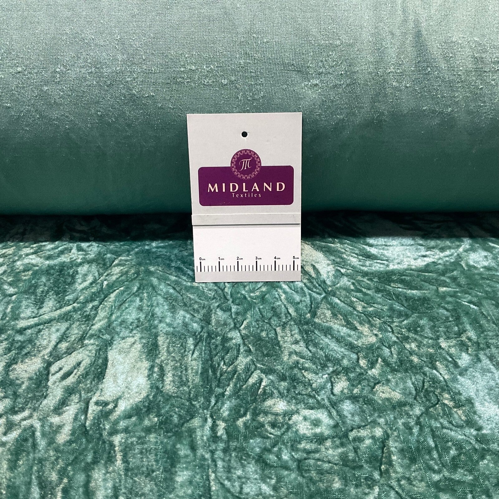 £5.75 Creased Ice Velvet One way stretch Dress Fabric 58' M607 Mtex