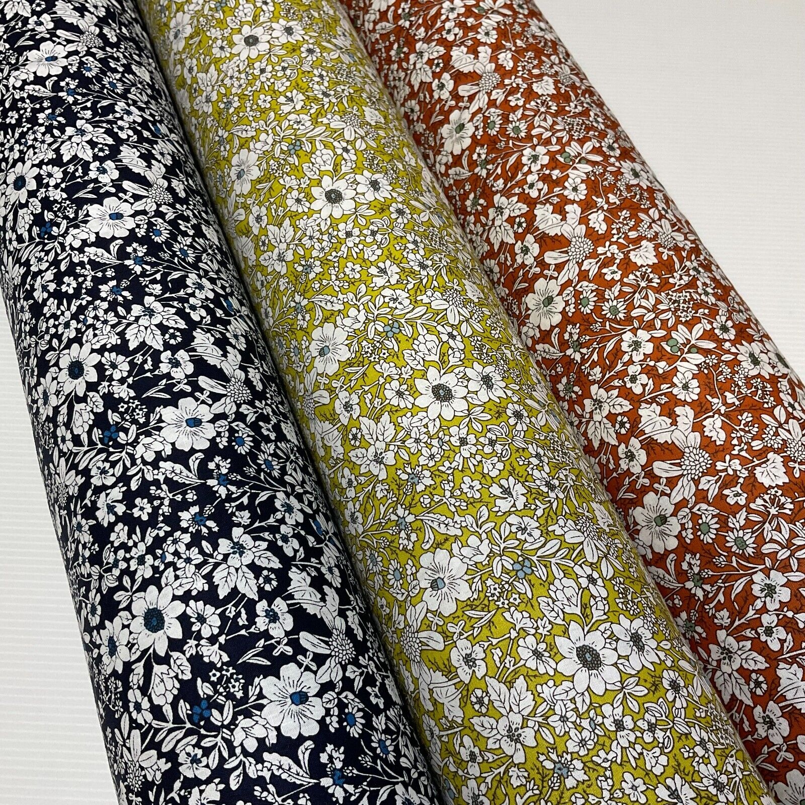 Soft Touch 100% Cotton small Floral printed dress fabric M1647 Soft Touch 100% Cotton small Floral printed dress fabric M1647