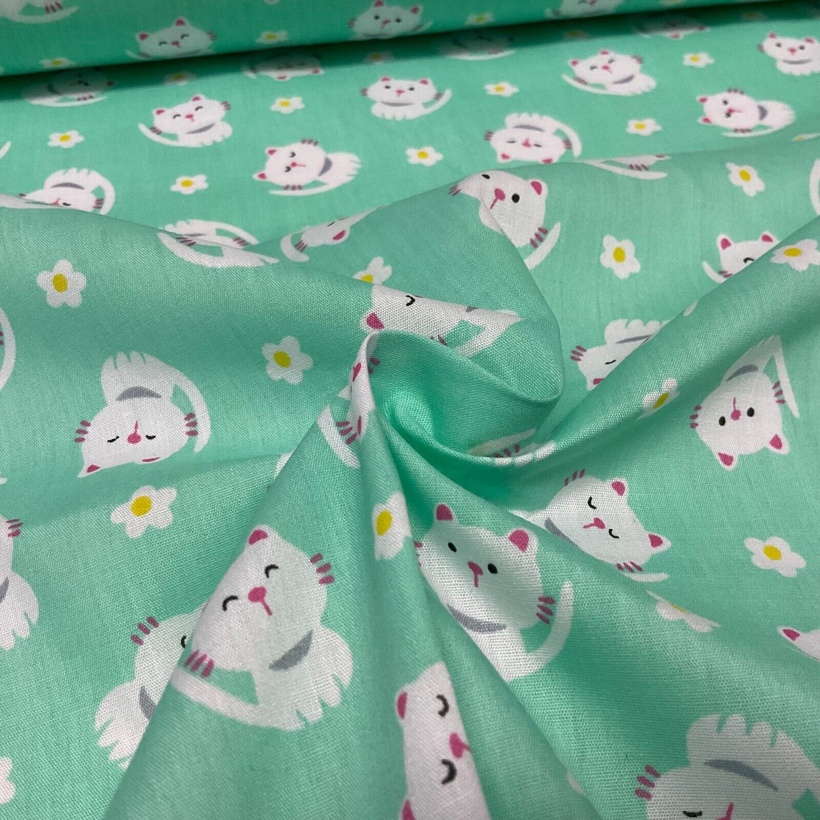 Kitten Kitty  Children's Poly cotton printed lightweight fabric M1628