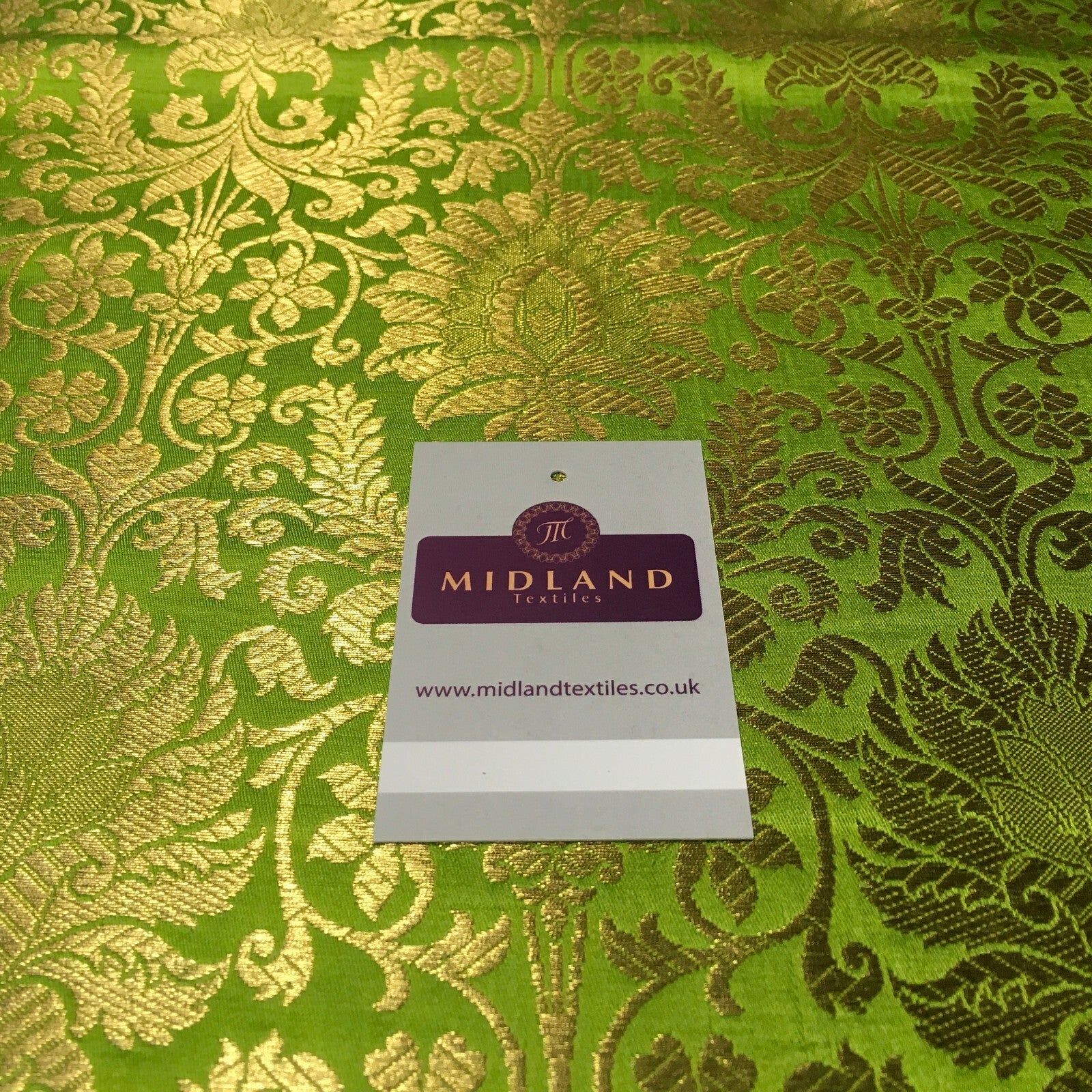 £14.99/m Gold Floral metallic Indian faux silk banarsi Brocade fabric 45'  M282