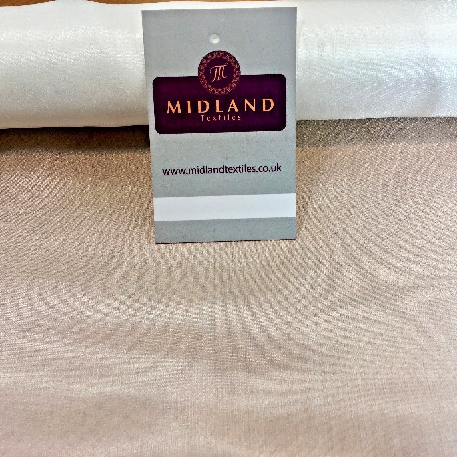 100% Silk Paj Lightweight used for embroidery, lining & silk painting 36' M803-1