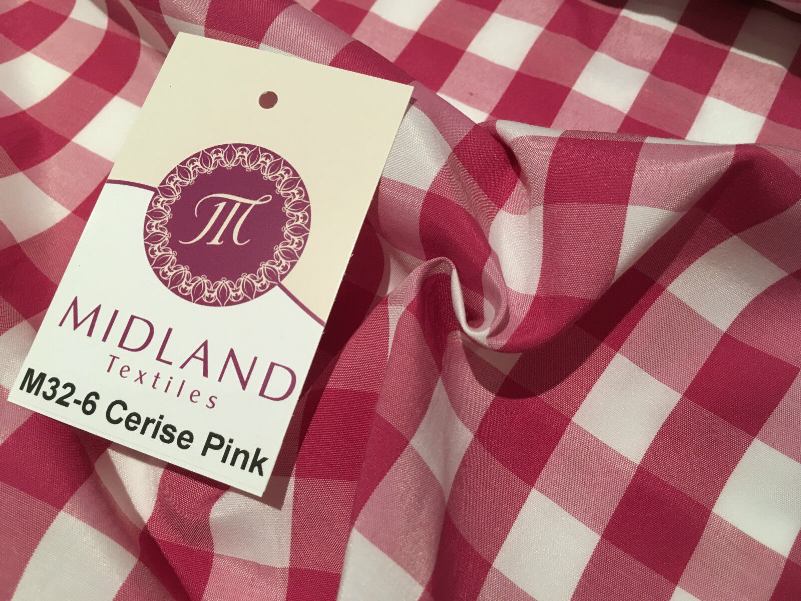 15mm by 15mm Gingham Check Fabric 80% Polyester 20% Cotton 58' Wide M32 Mtex