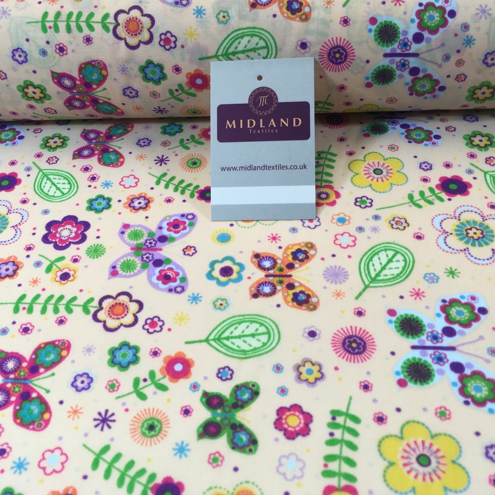 £2.75 Floral Butterfly polycotton printed Fabric 44' M738 Mtex