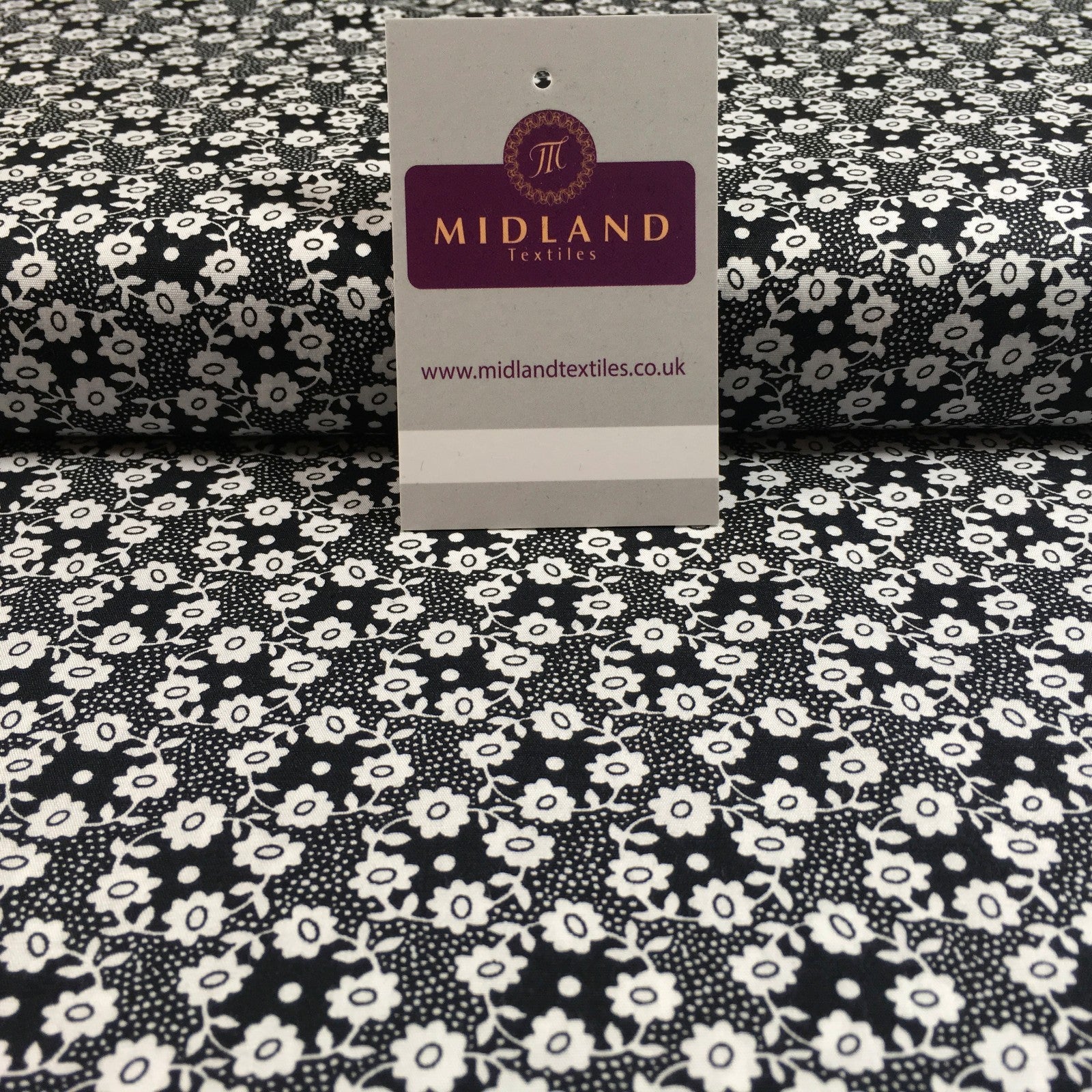 Black and White printed 100% Cotton Poplin Craft fabric 45' M733 Mtex