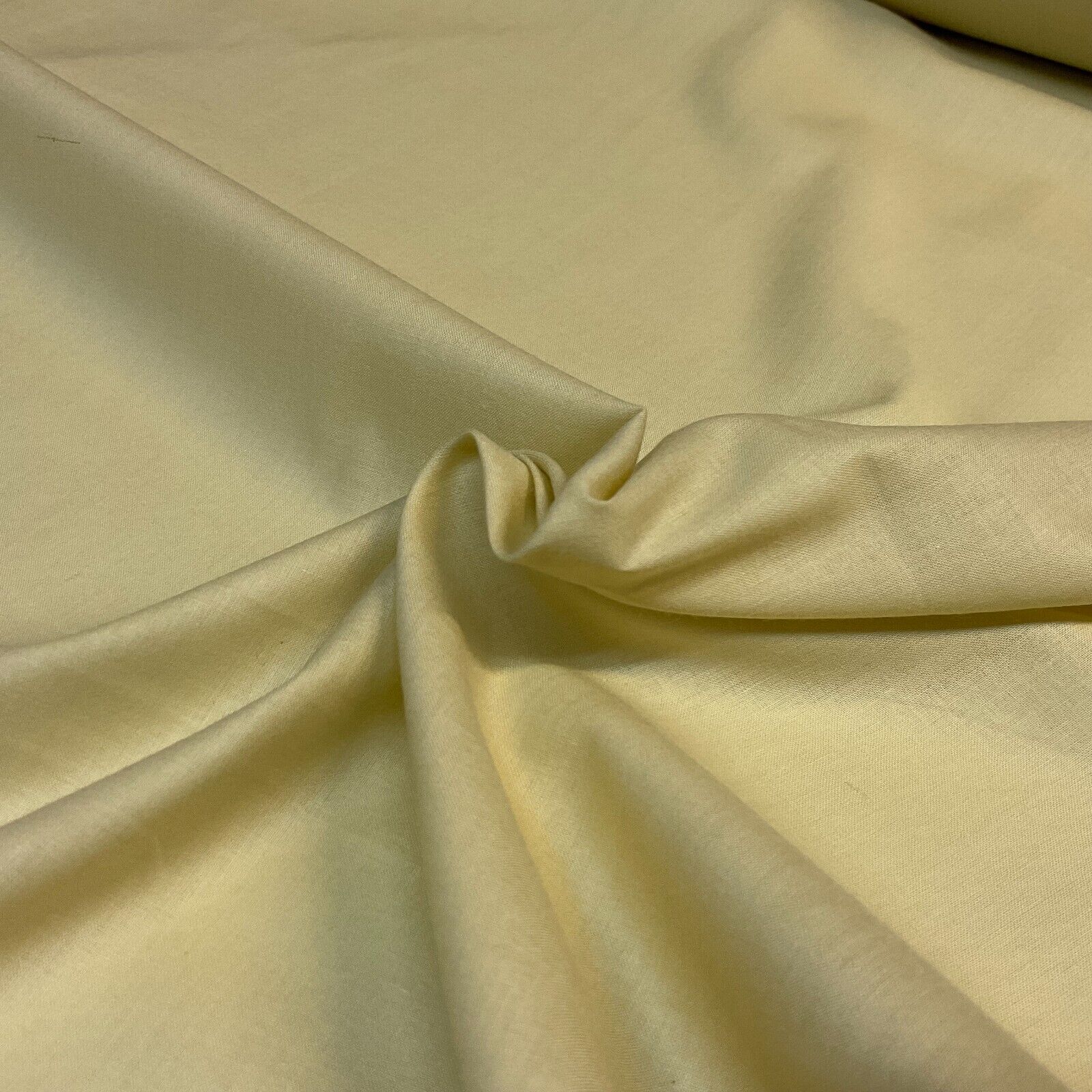 Plain Pre Shrunk Lightweight Egyptian 100% Cotton 104cm Wide Mtex M1506