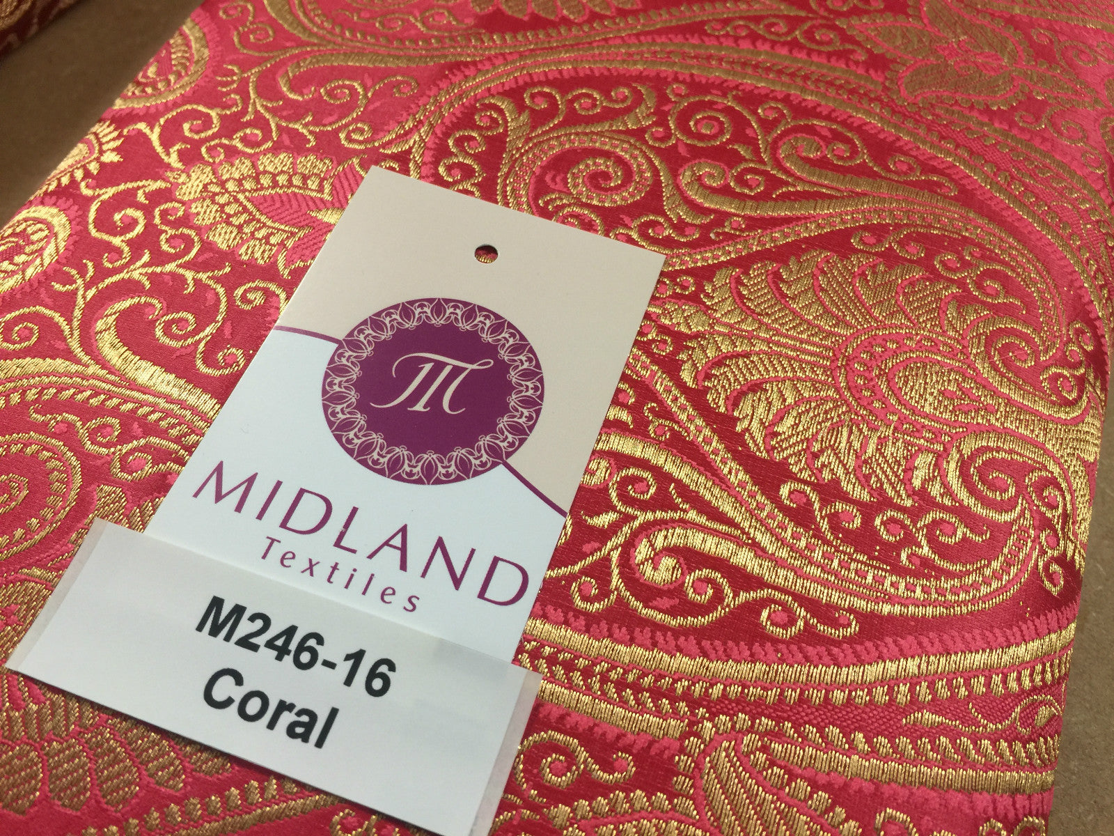 £14.99/m Luxury Gold Paisley Indian Banarsi Brocade Fabric M246 Metallic Bridal