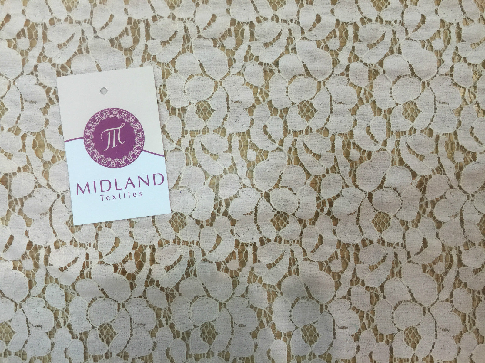 £4.99/m Soft Cotton Rich Lace fabric  58' M186-5 & 6 Mtex