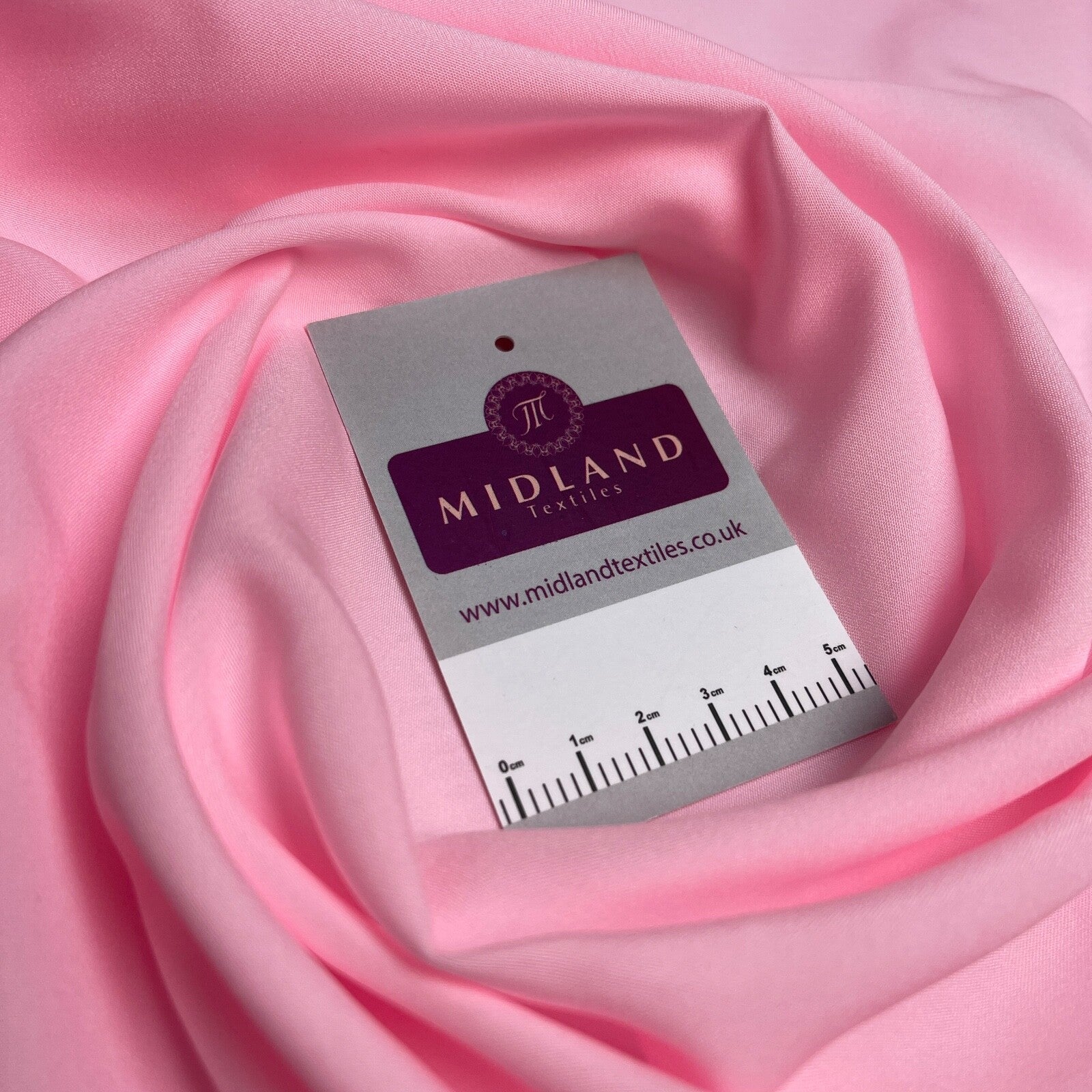 £2.99 Plain Soft Lightweight Lining 100% Polyester Fabric 100 cm Wide MR860