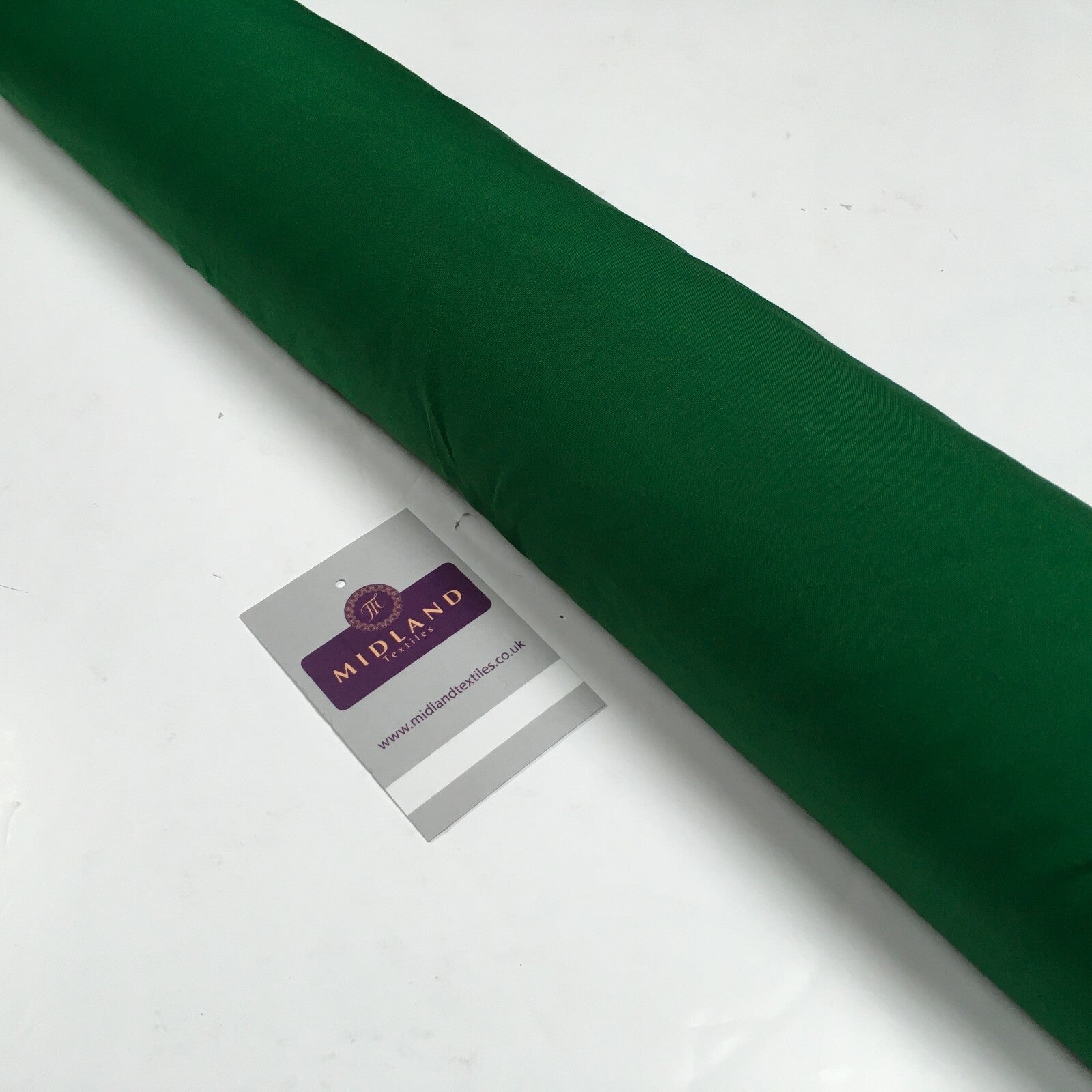 £2.99 Plain Soft Lightweight Lining 100% Polyester Fabric 100 cm Wide MR860