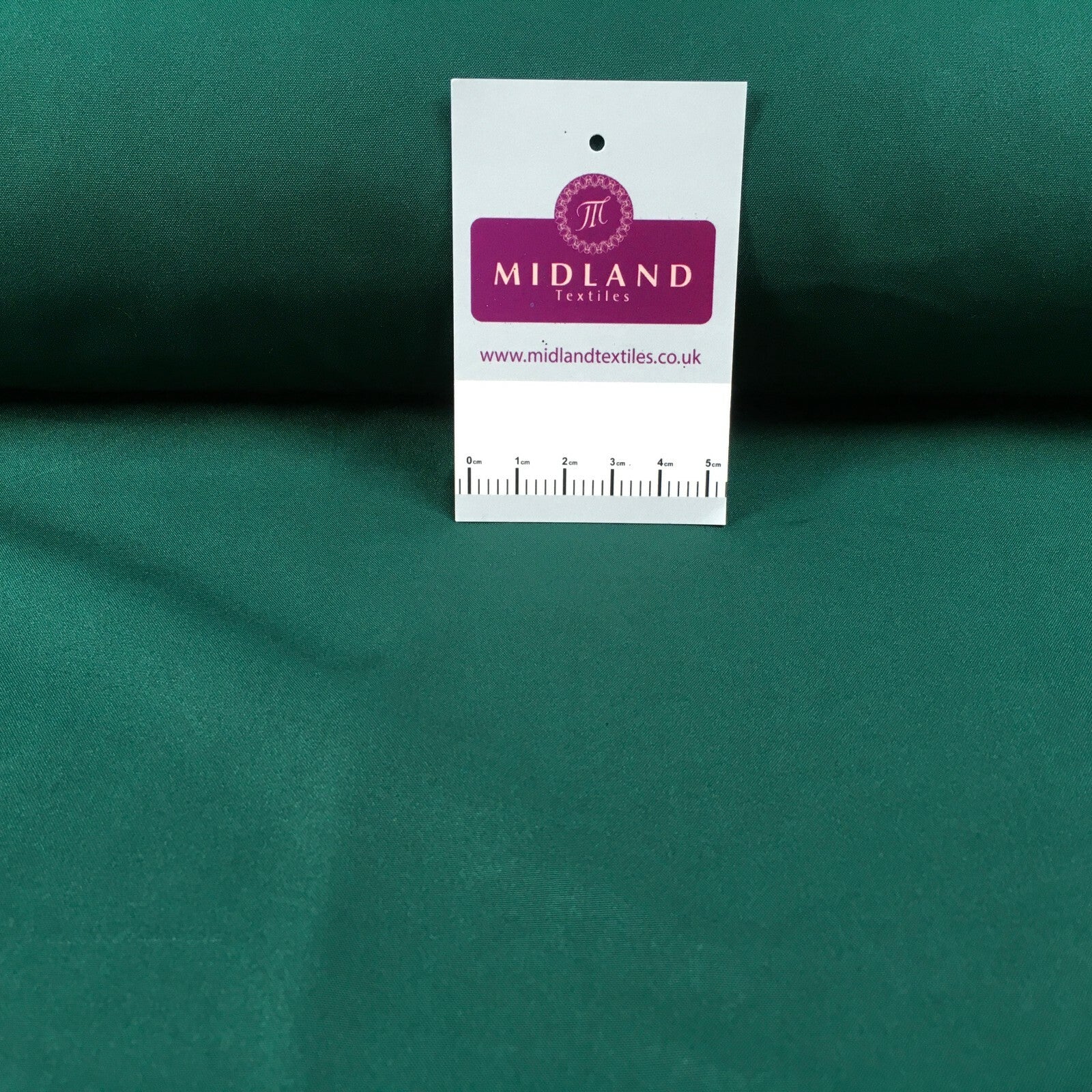 £2.99 Plain Soft Lightweight Lining 100% Polyester Fabric 100 cm Wide MR860