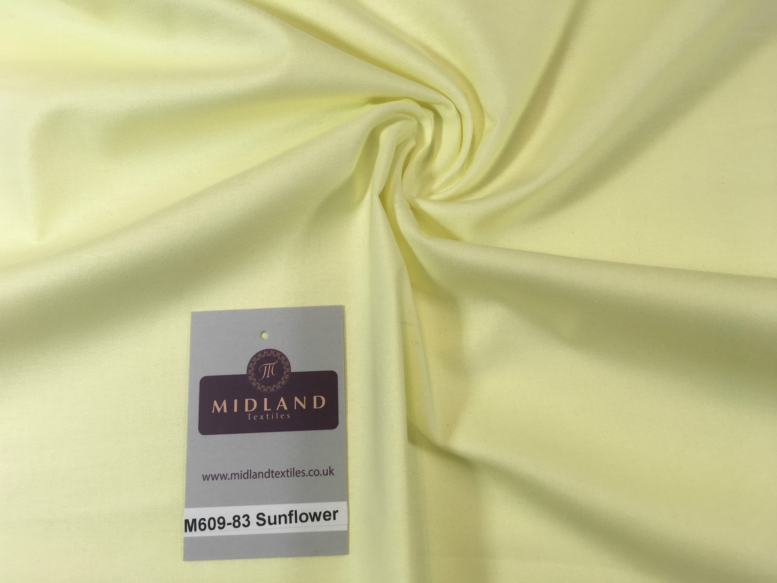 Plain Coloured True Craft 100% Cotton Patchwork Crafting Fabric 44' M609 Lot 1