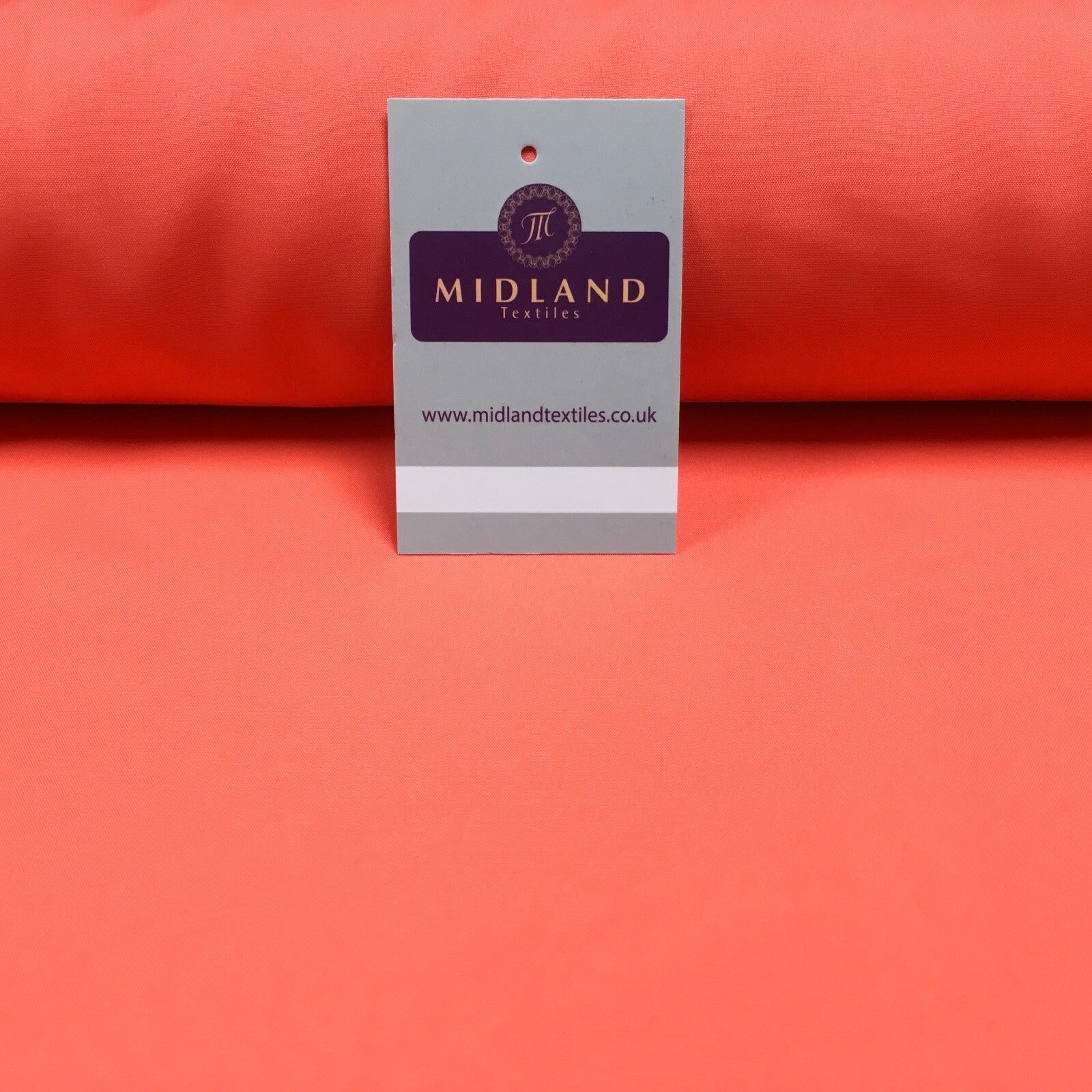 £2.99 Plain Soft Lightweight Lining 100% Polyester Fabric 100 cm Wide MR860