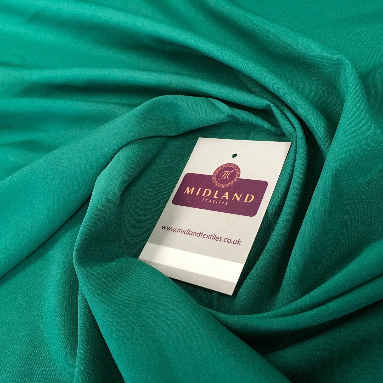 £2.99 Plain Soft Lightweight Lining 100% Polyester Fabric 100 cm Wide MR860