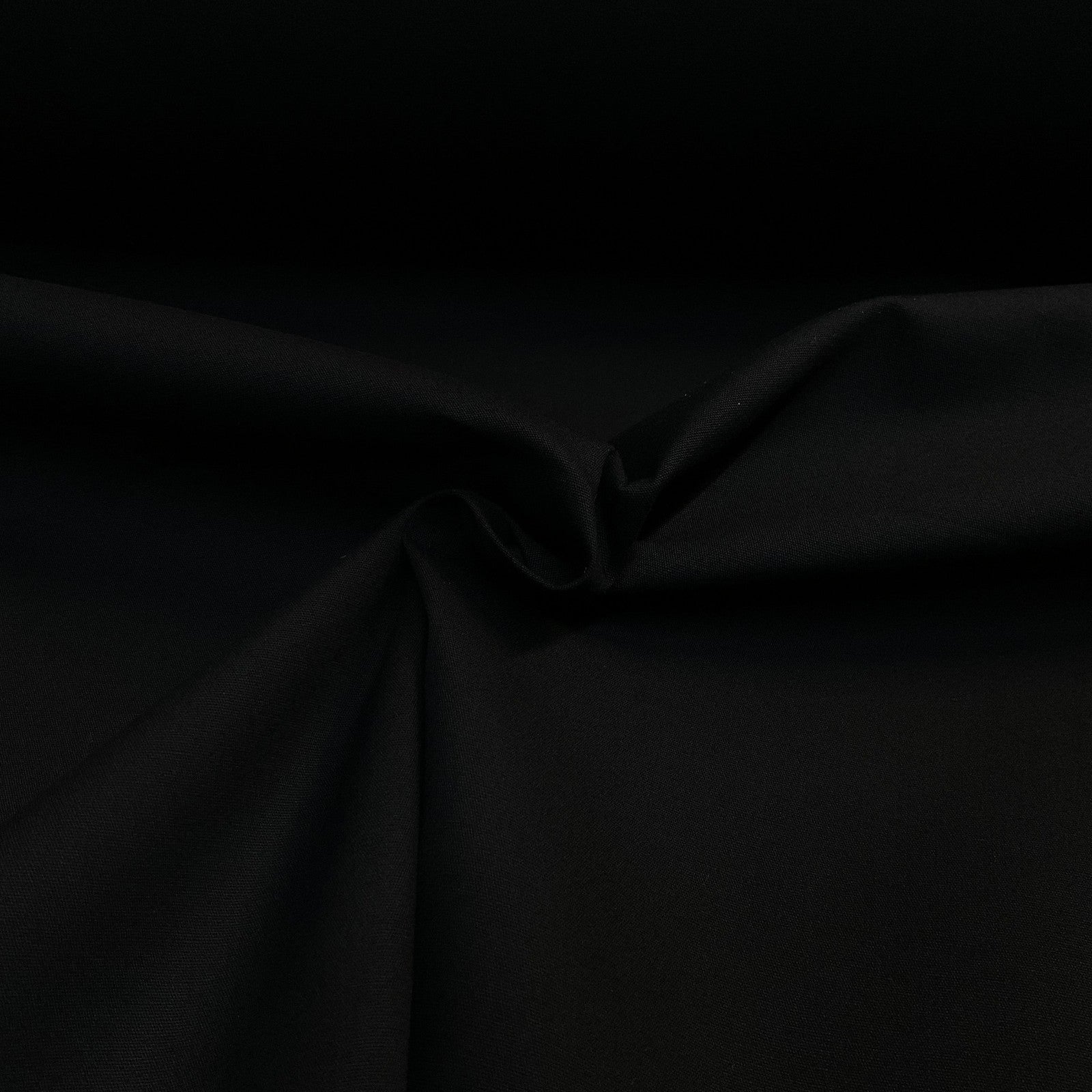 £4.15 High-Quality  100% Cotton Fabric 150cm Wide Dressmaking Crafts M2017