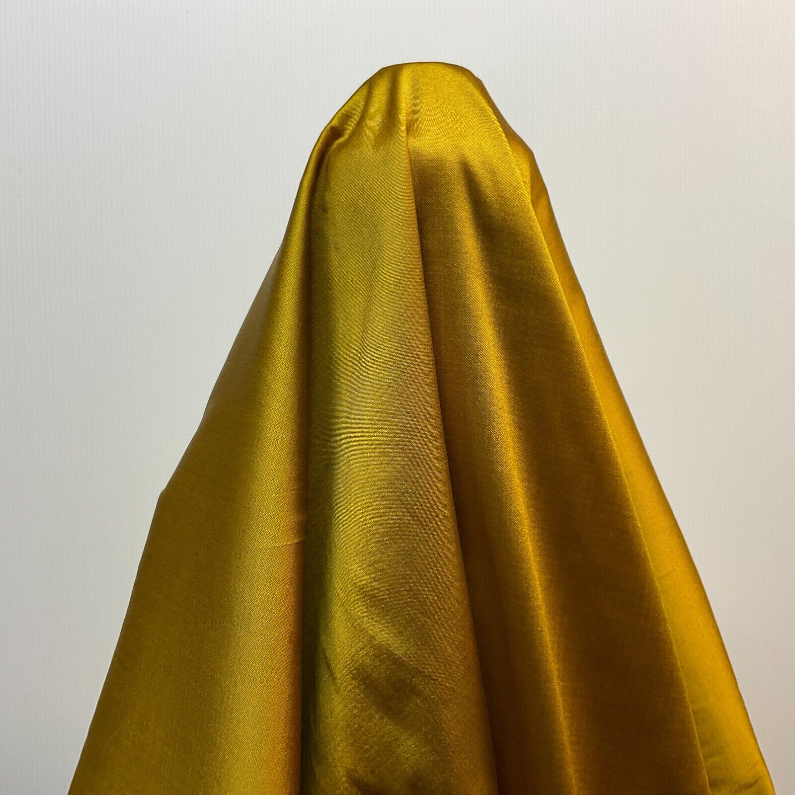 Plain Polyester Faux Silk Taffeta dress craft fabric 142cm wide M1730