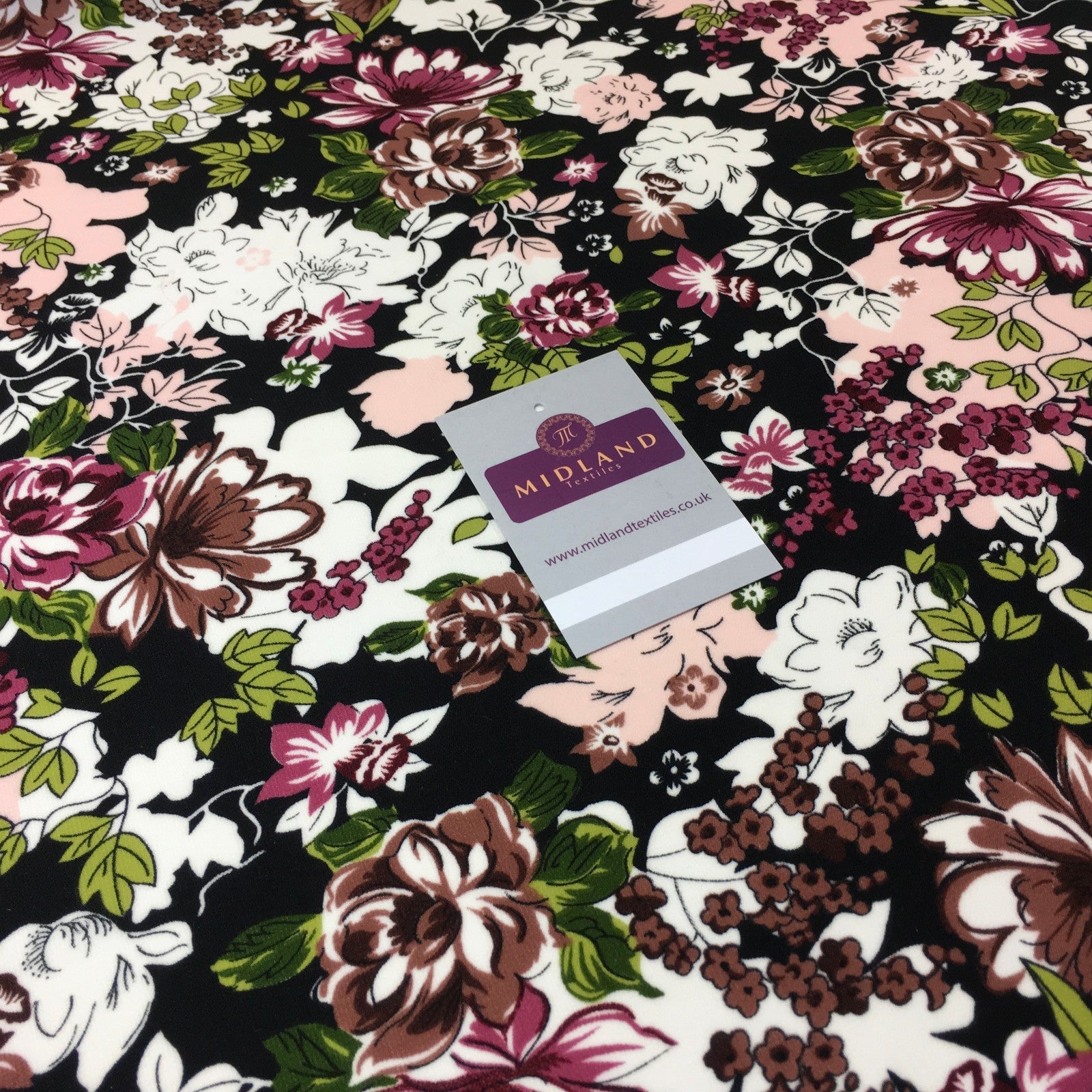 £2.99 Black floral printed Heavy Georgette dress fabric 58' M145-62 Mtex