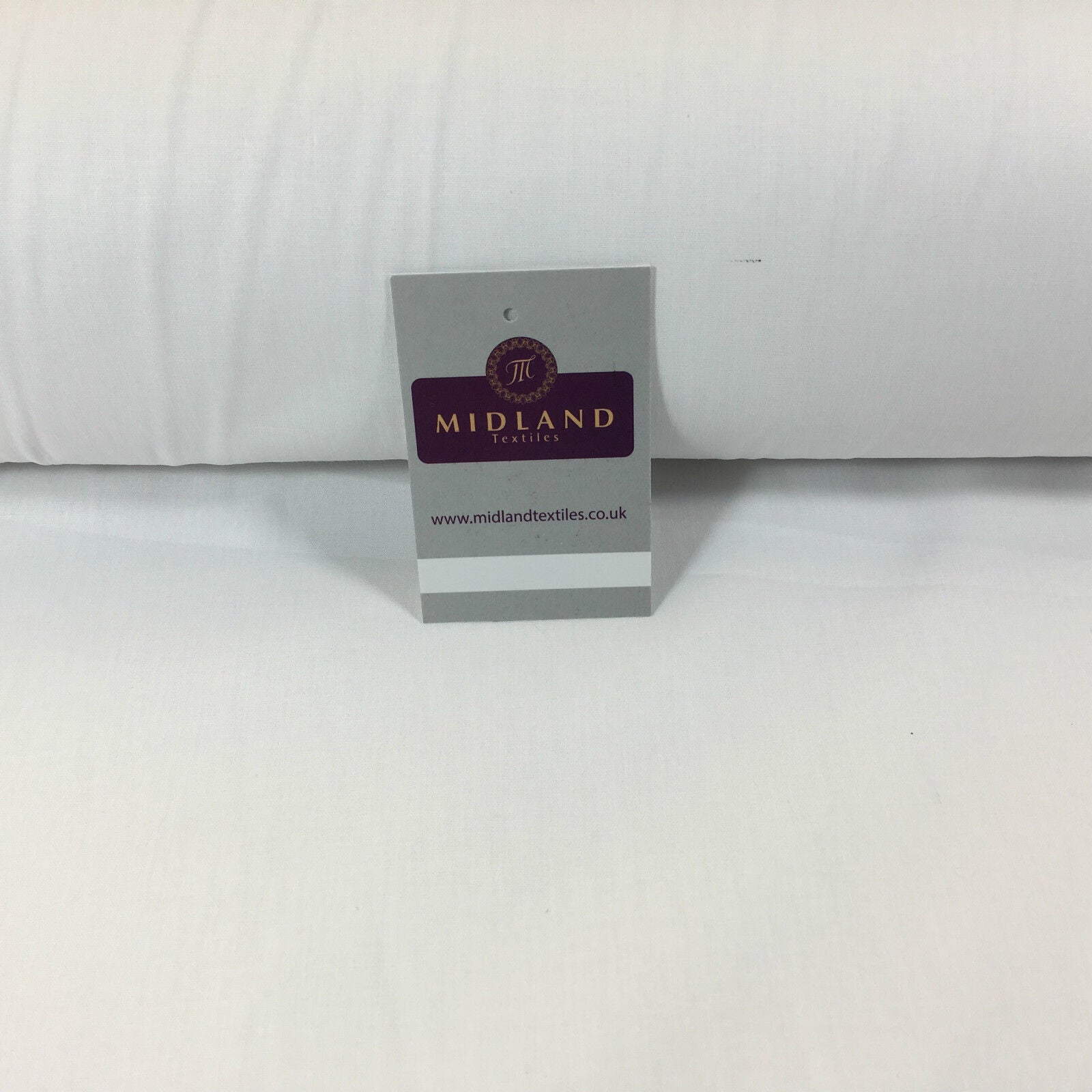 100% Cotton Sheeting fabric ideal for bedding, backdrops & Crafting 94' M702