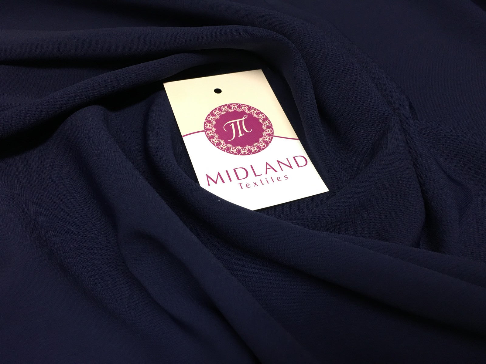 £5.99/m Soft Luxury Peach Crepe Dressmaking Fabric for Bridal M510