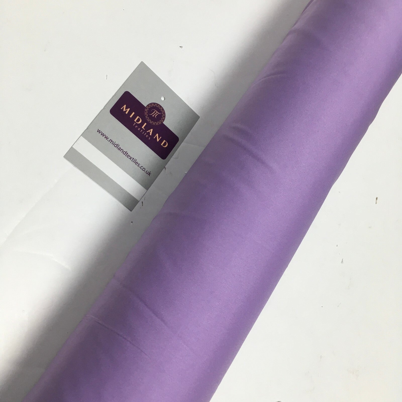 £2.99 Plain Soft Lightweight Lining 100% Polyester Fabric 100 cm Wide MR860