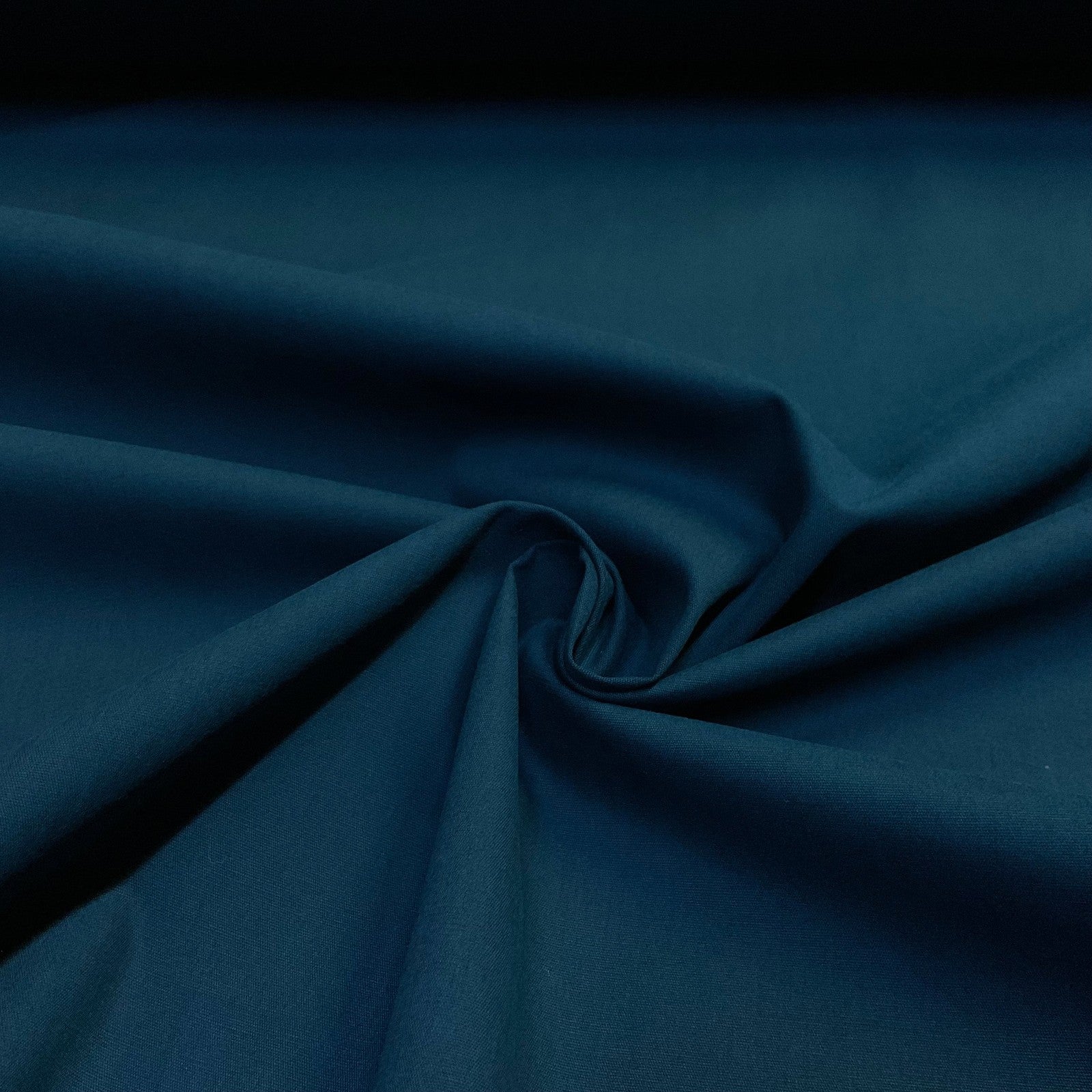 £4.15 High-Quality  100% Cotton Fabric 150cm Wide Dressmaking Crafts M2017