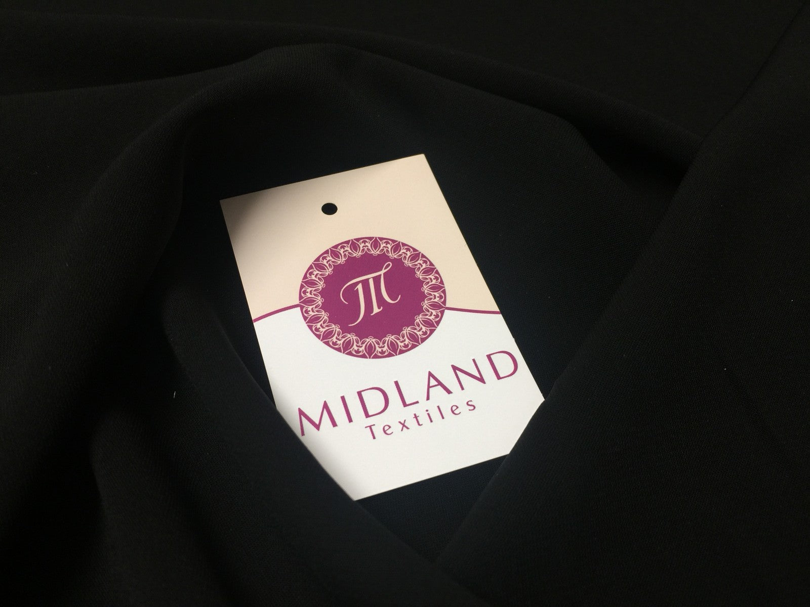 £5.99/m Soft Luxury Peach Crepe Dressmaking Fabric for Bridal M510