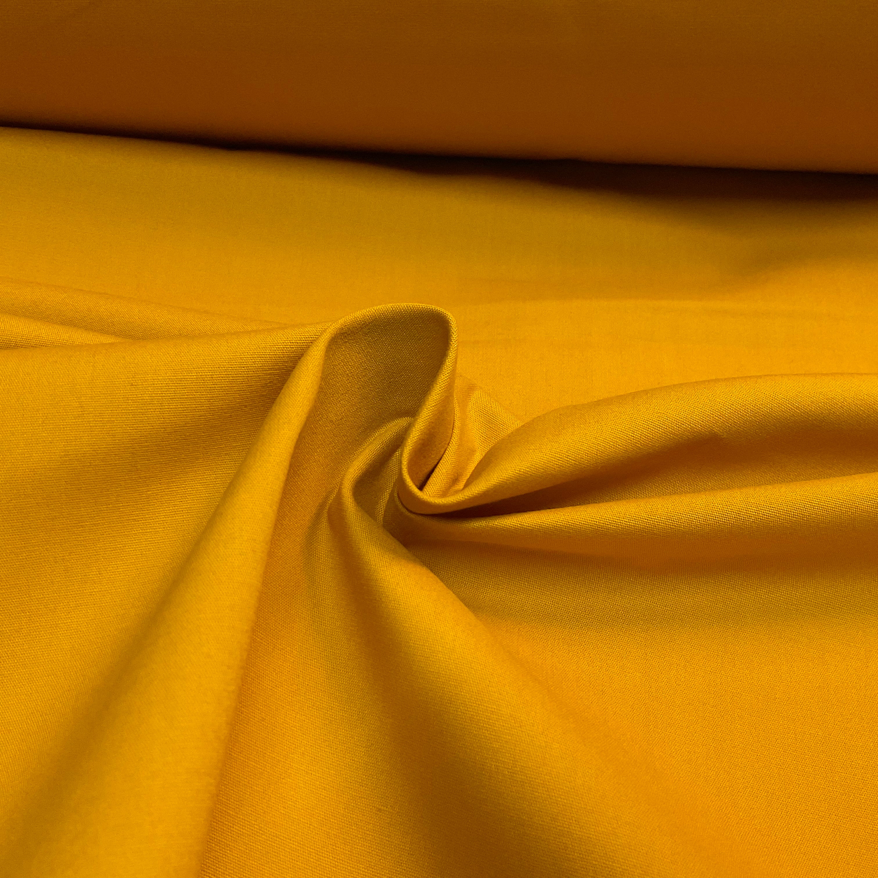 High-Quality Premium 100% Cotton Fabric - 60' (150cm) Wide - Perfect for Dressmaking, Crafts M2017