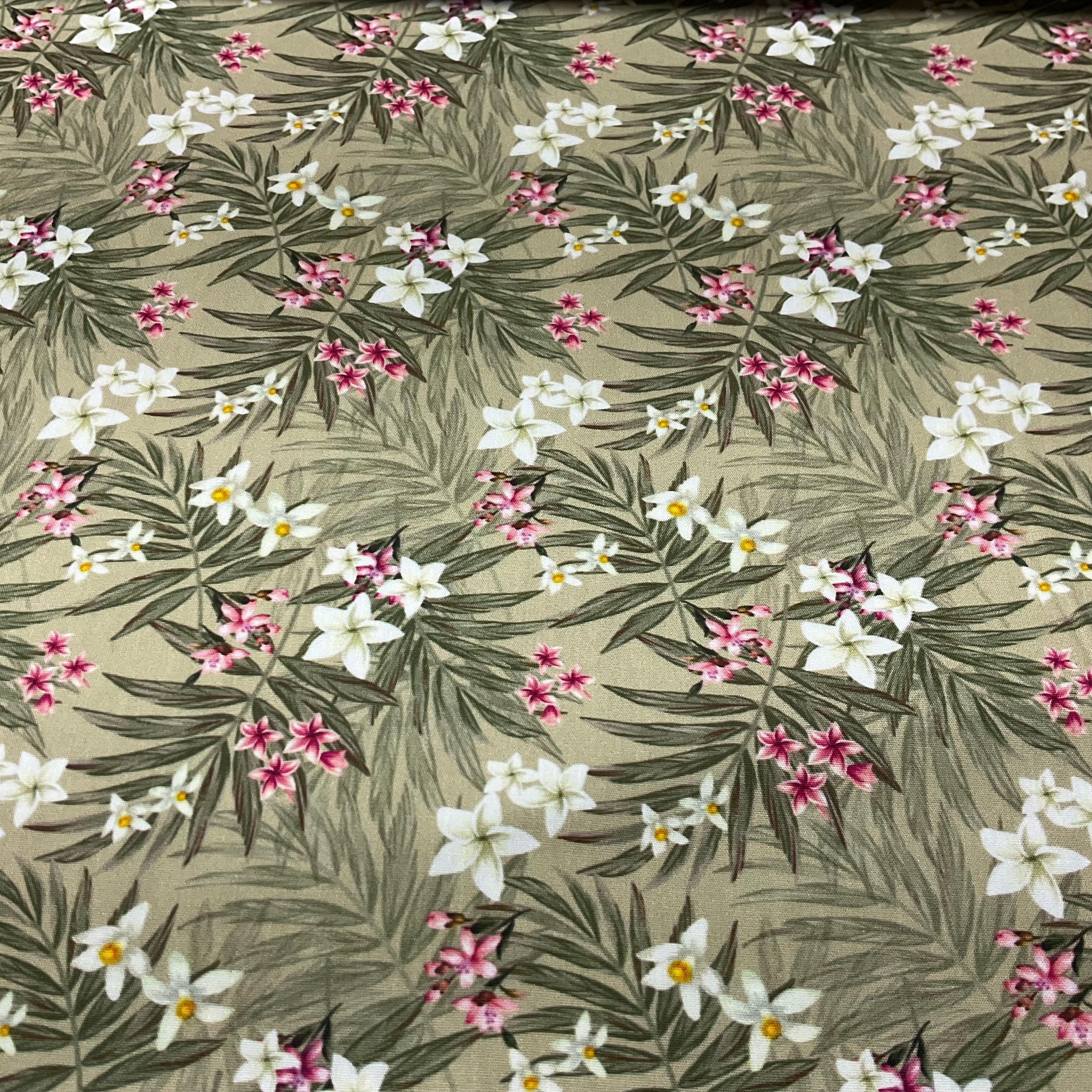 Tropical floral Cotton Print Fabric – 100% Cotton - 147cm Wide - M2130