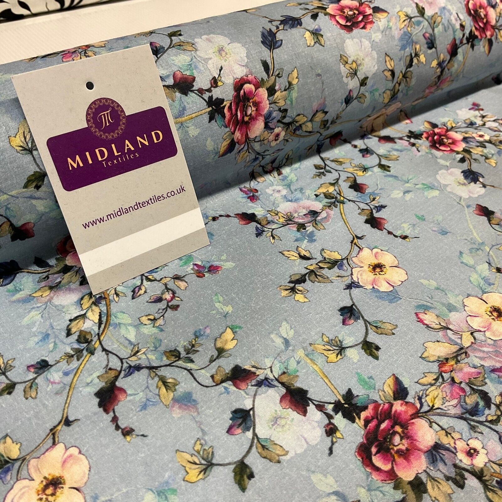 Summer floral lightweight Cotton Lawn dress Fabric Sold per Metre M1828