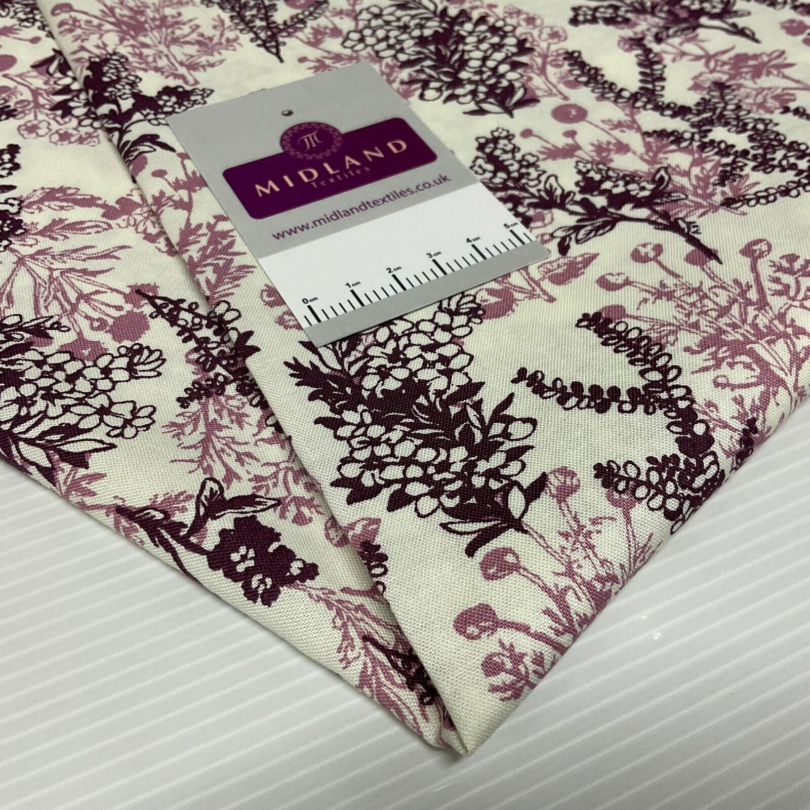 Floral Autumn Leaves Stof Crafting 100% Cotton Fabric Sold by Metre M1927