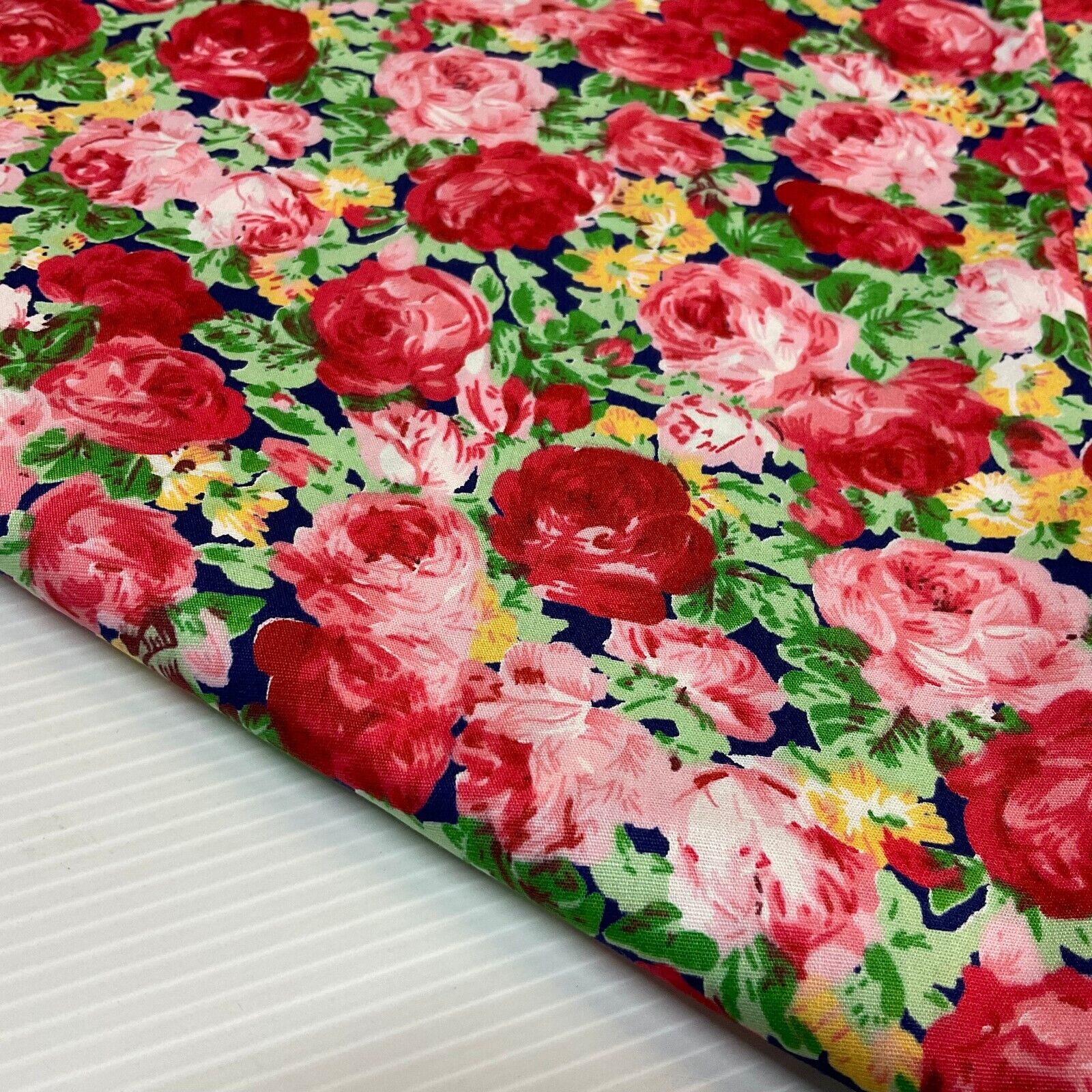 Bold vintage style floral Rosie Roses Cotton Poplin dress Fabric M1923