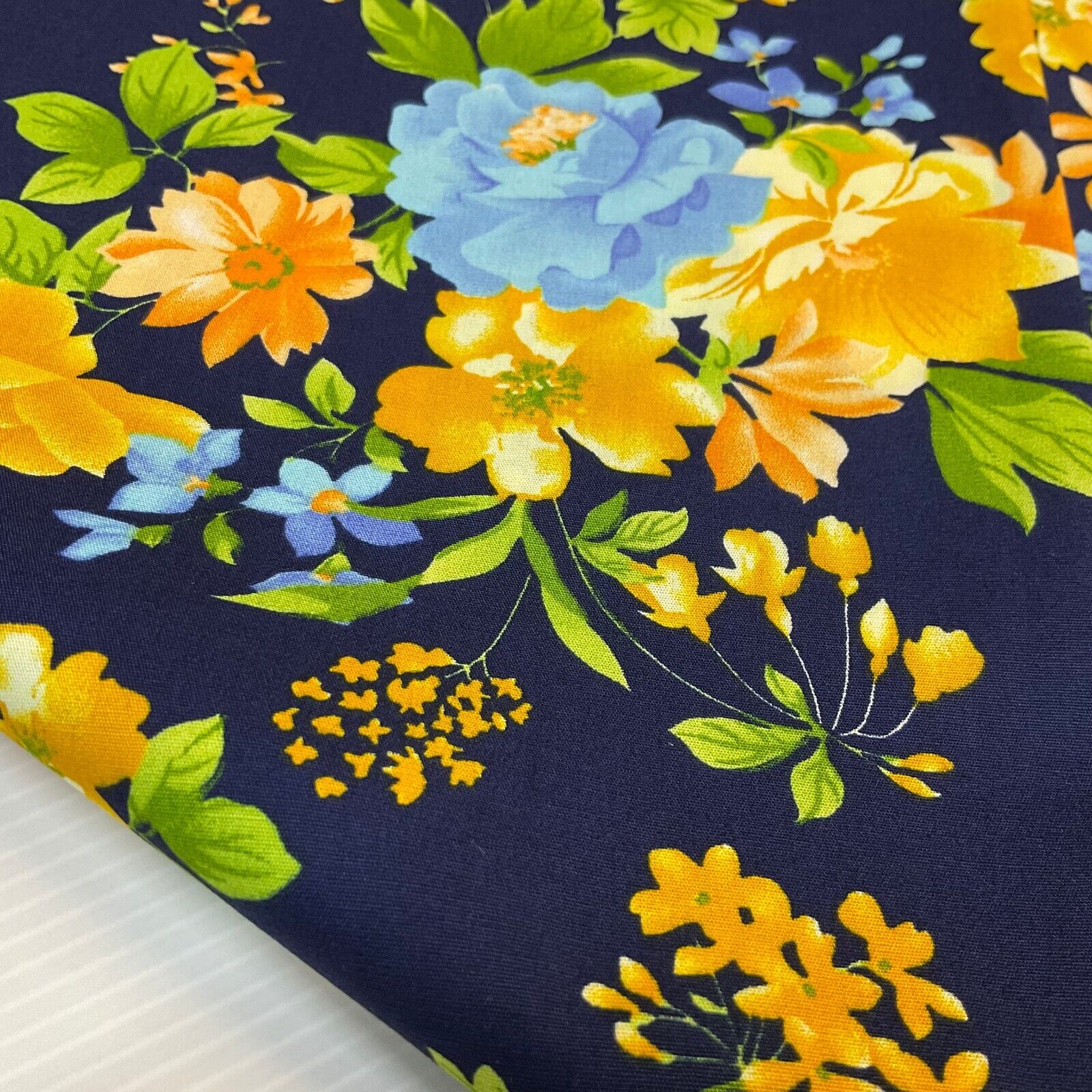 Bold Large Tropical Floral Cotton Poplin dress Fabric Sold by the meter M1918