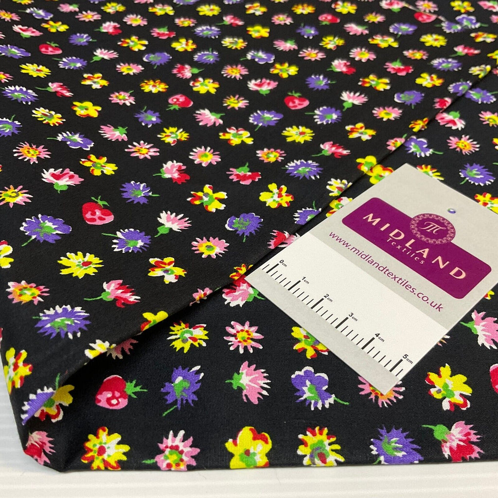 Water Lily Floral Cotton Poplin dress Fabric sold by the meter M1916