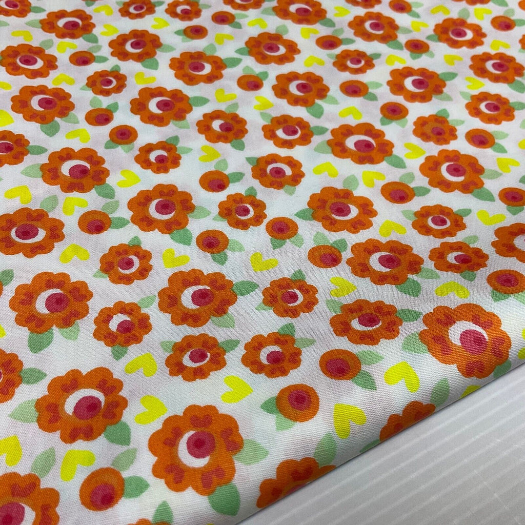 Summer Poppy Floral Cotton Poplin dress Fabric sold by the meter M1915