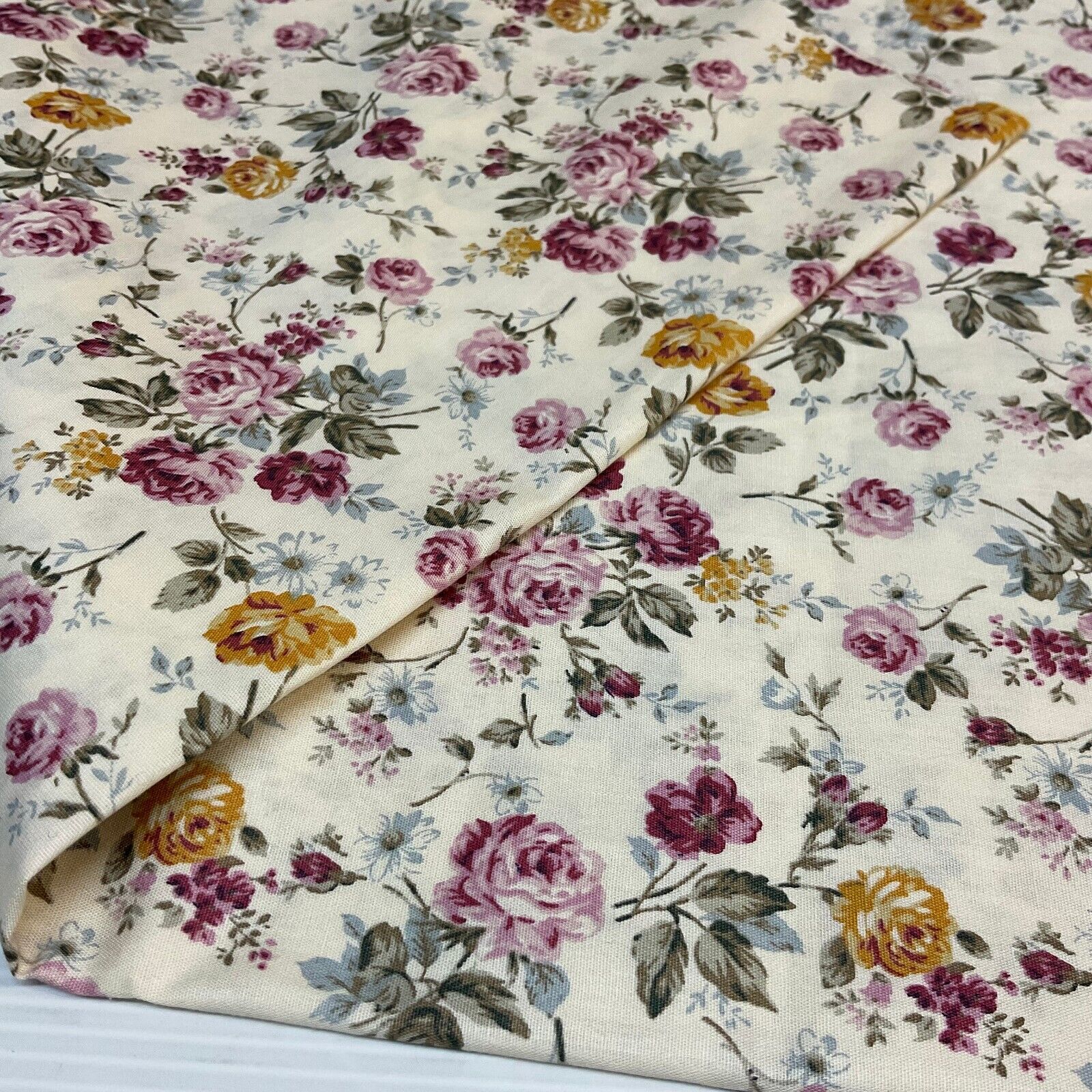 Floral Roses Beatrice vintage style Cotton Poplin dress Fabric M1906