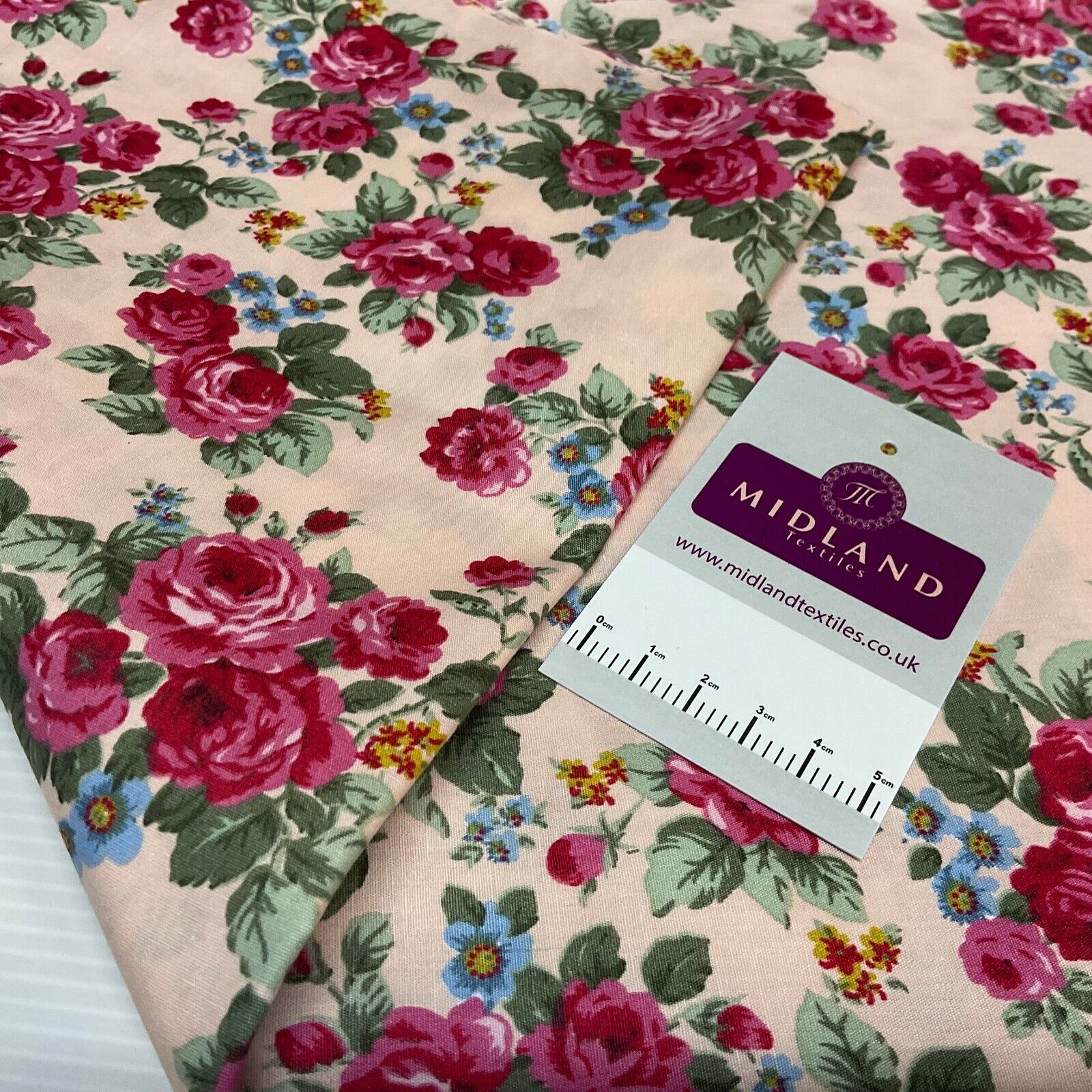 Floral Roses Bunch Cotton Poplin dress Fabric Sold by the meter M1891