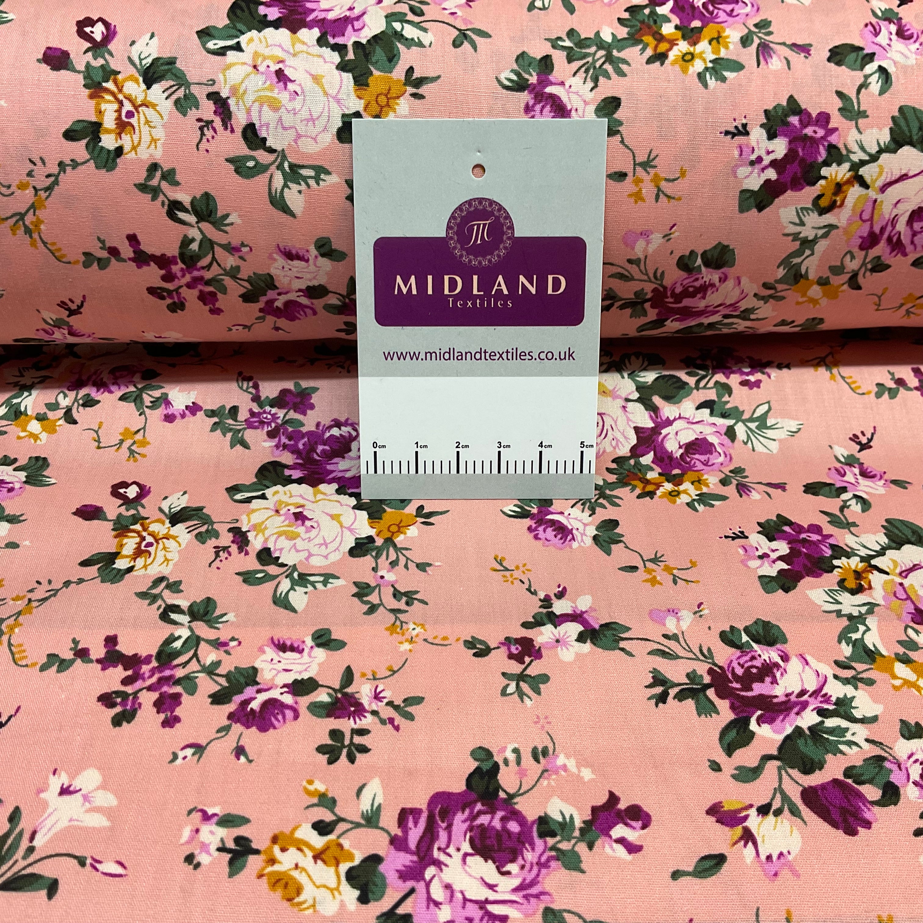 Vintage Floral 100% cotton printed dress craft fabric 150cm wide M1741