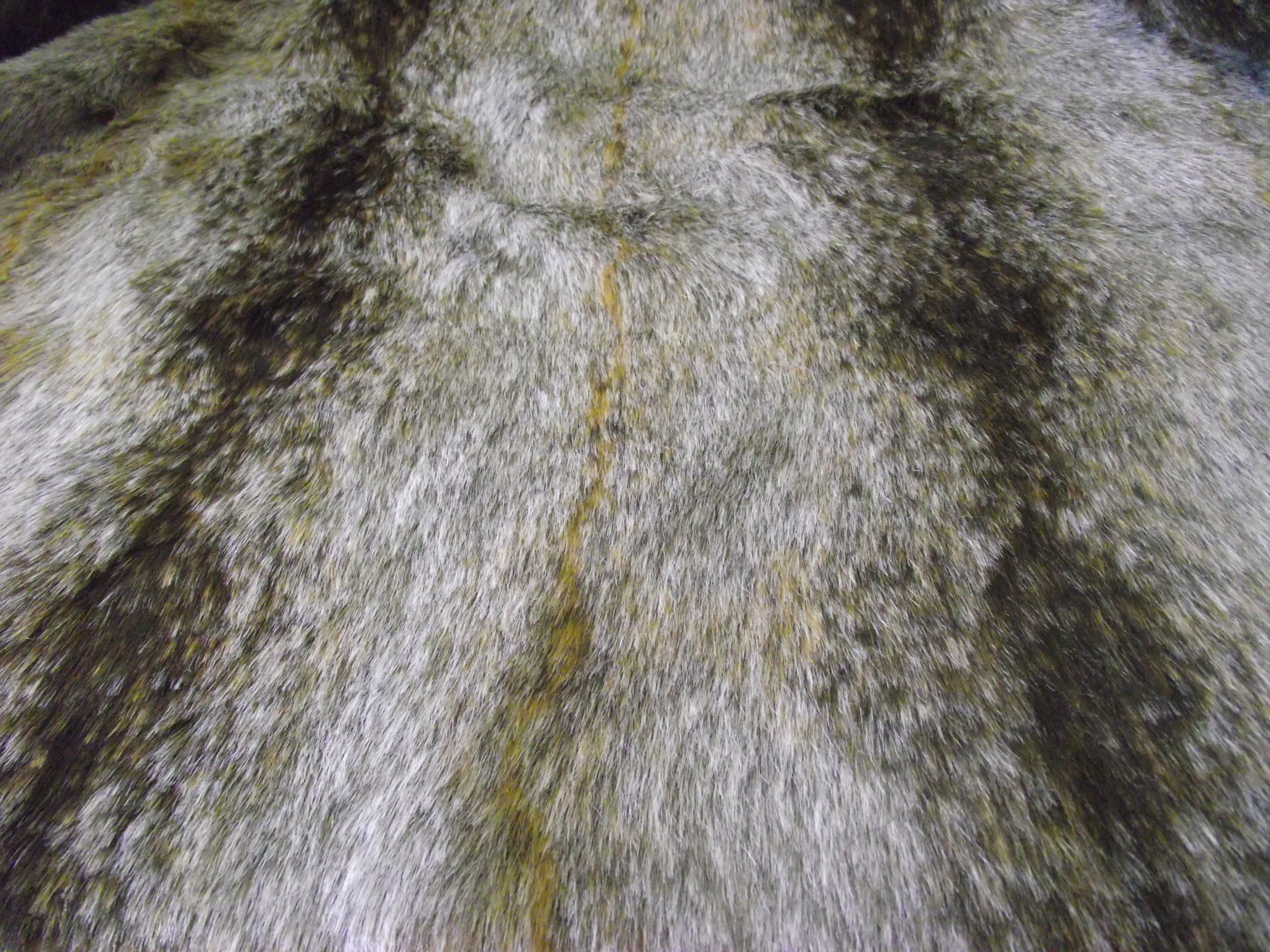 Luxury Animal & Plain Faux Fur 25mm soft Pile ideal for throws 58' Wide MT933