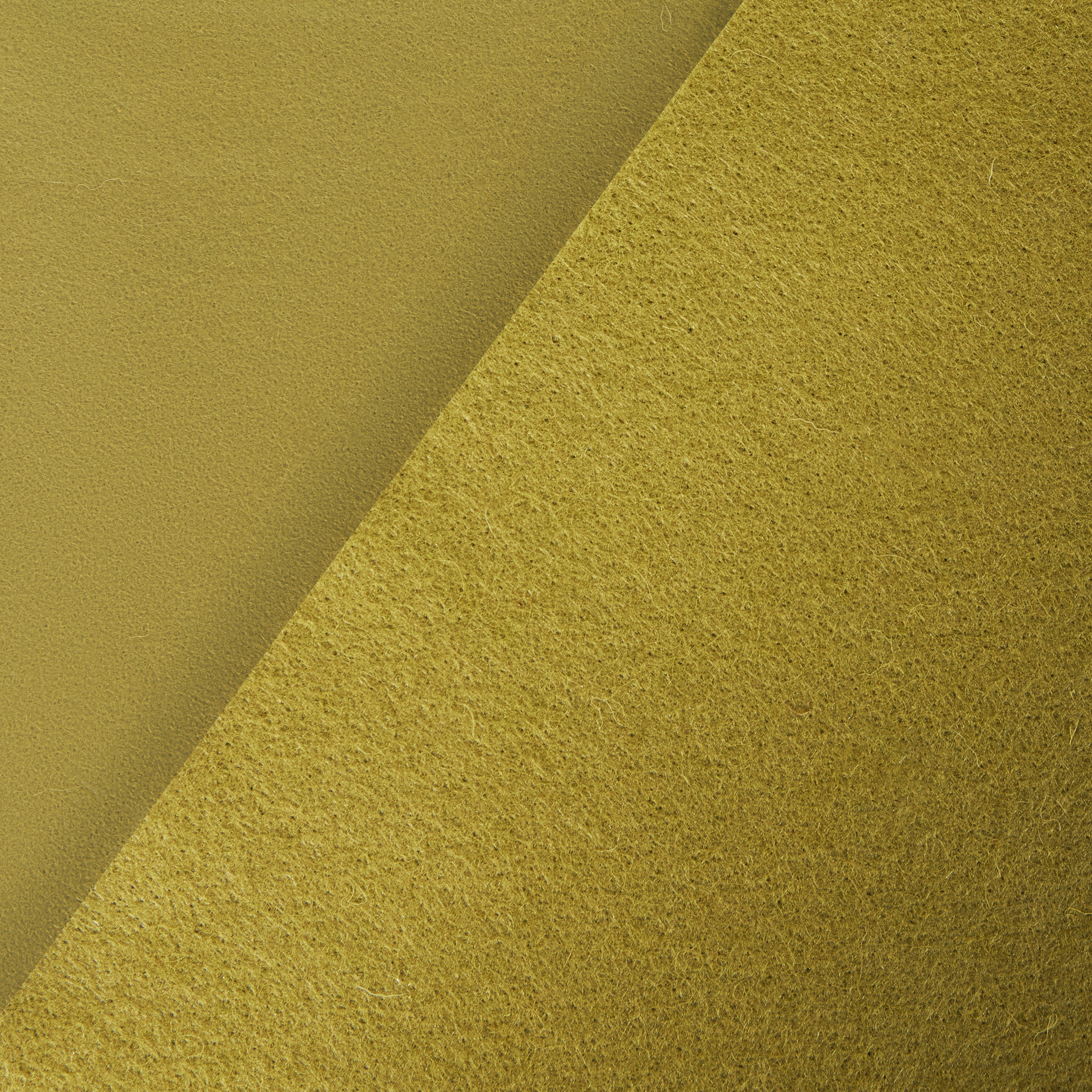 Oscar & Ivy Wool blend Viscose Mix Felt 36' Wide Fabric M1980