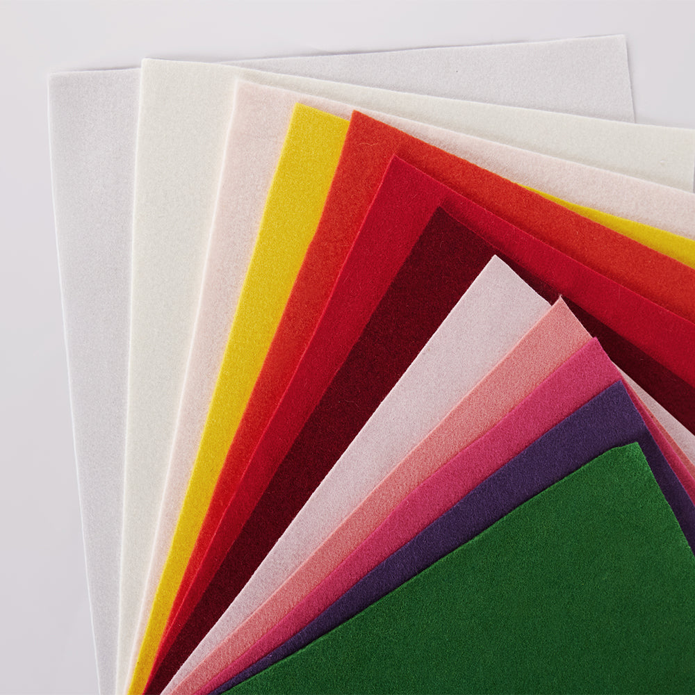 Oscar & Ivy Wool blend Viscose Mix Felt 36' Wide Fabric M1980